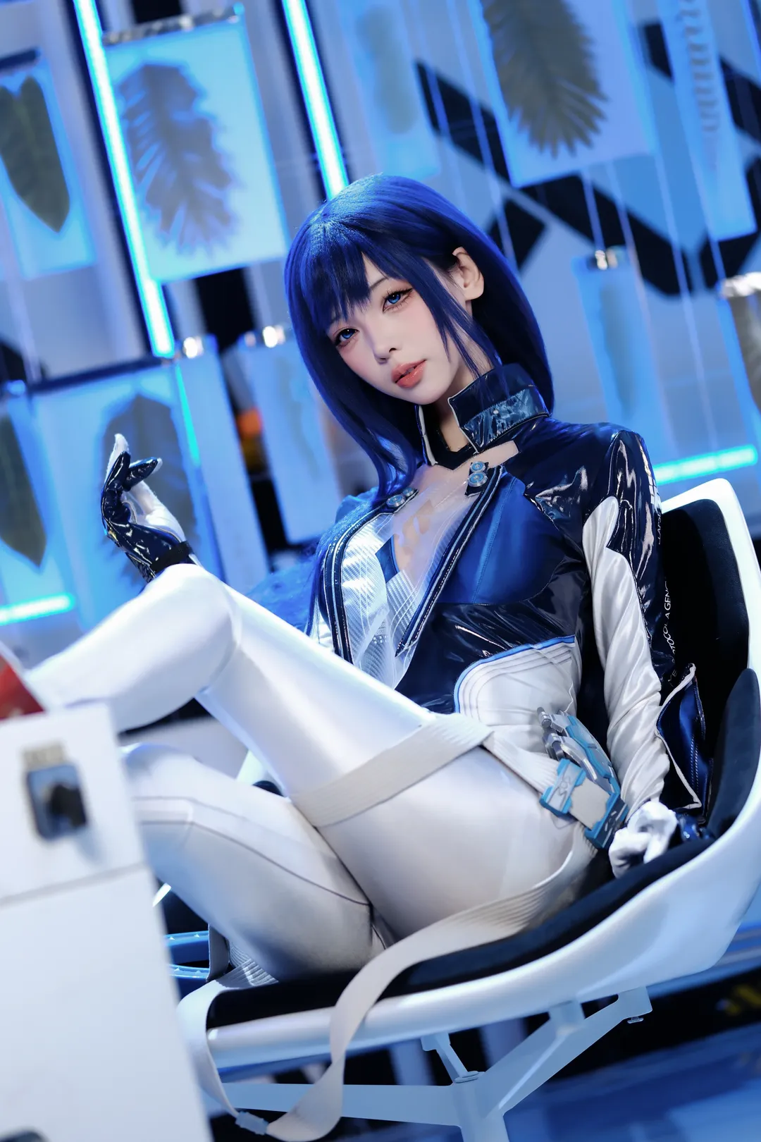 【渡鴉cos】劍星與Nikke碰撞出的冷冽魅惑 - 第 4 張