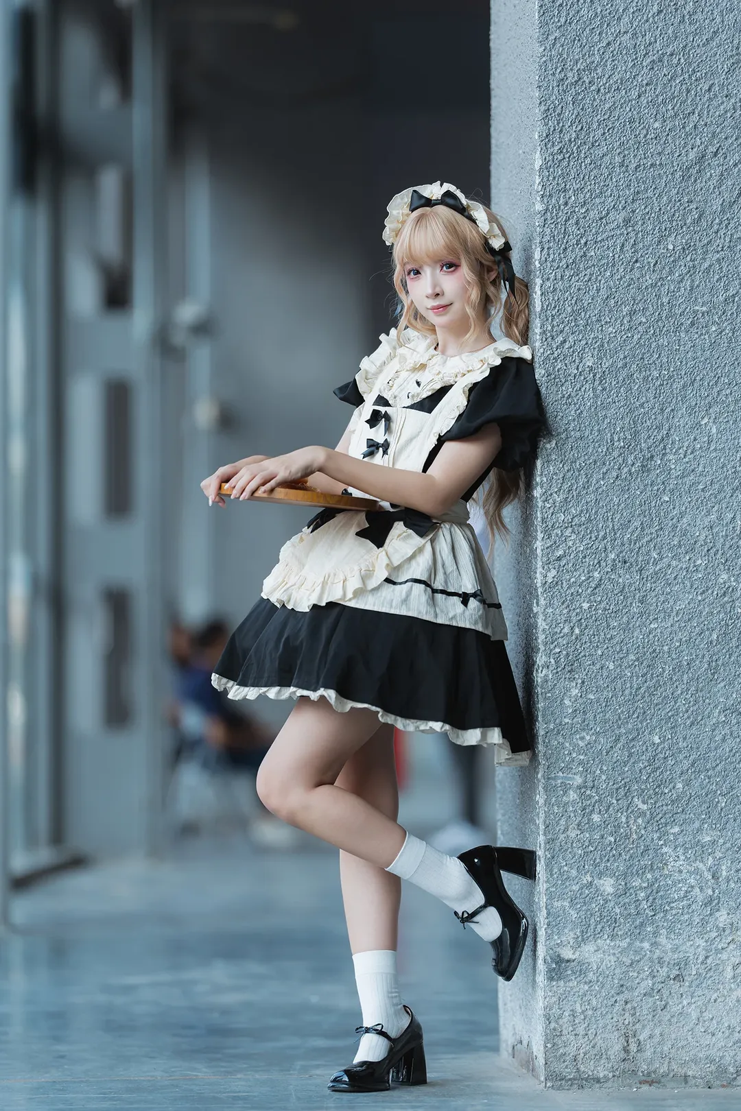 唯卓仕展台黑白女仆装cosplay拍摄体验 - 第 2 张