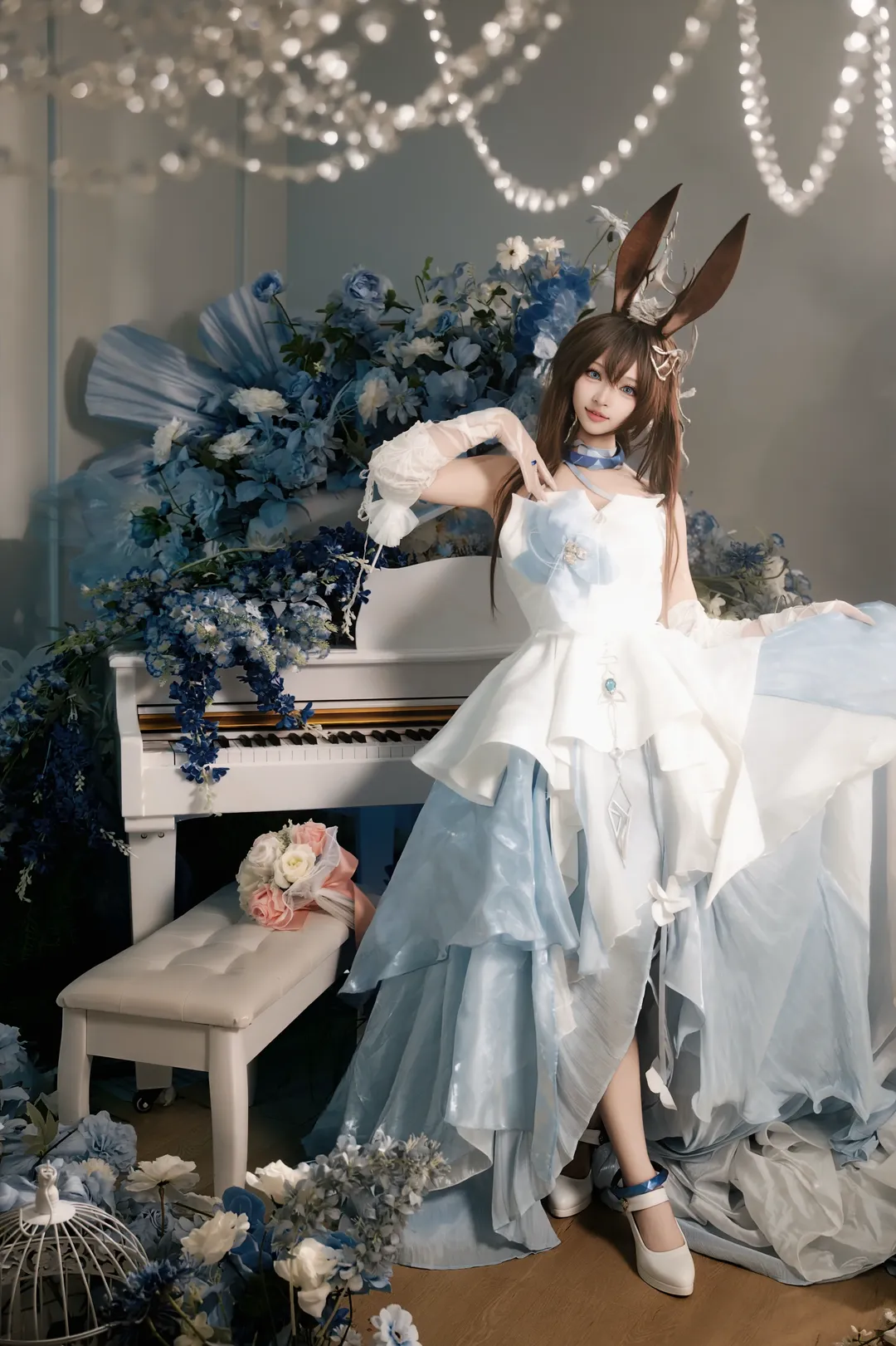 【阿米婭cos】明日方舟羅德島的藍色花海與音樂旋律 - 第 15 張