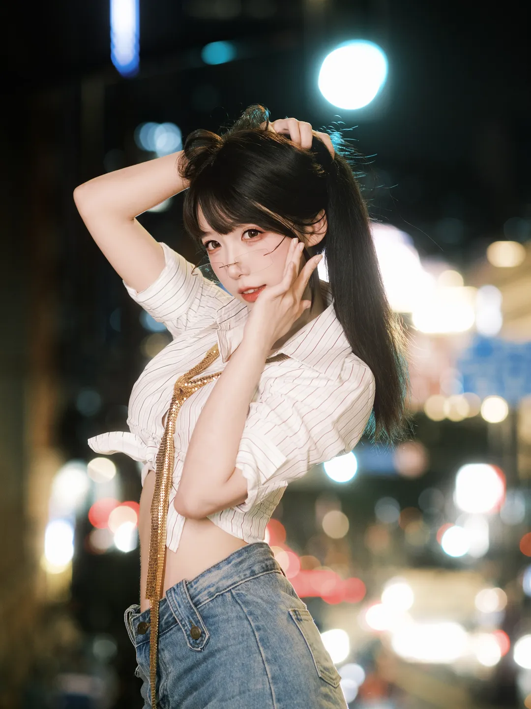 外滩夜景与工业风交织的秘书制服主题写真 - 第 1 张