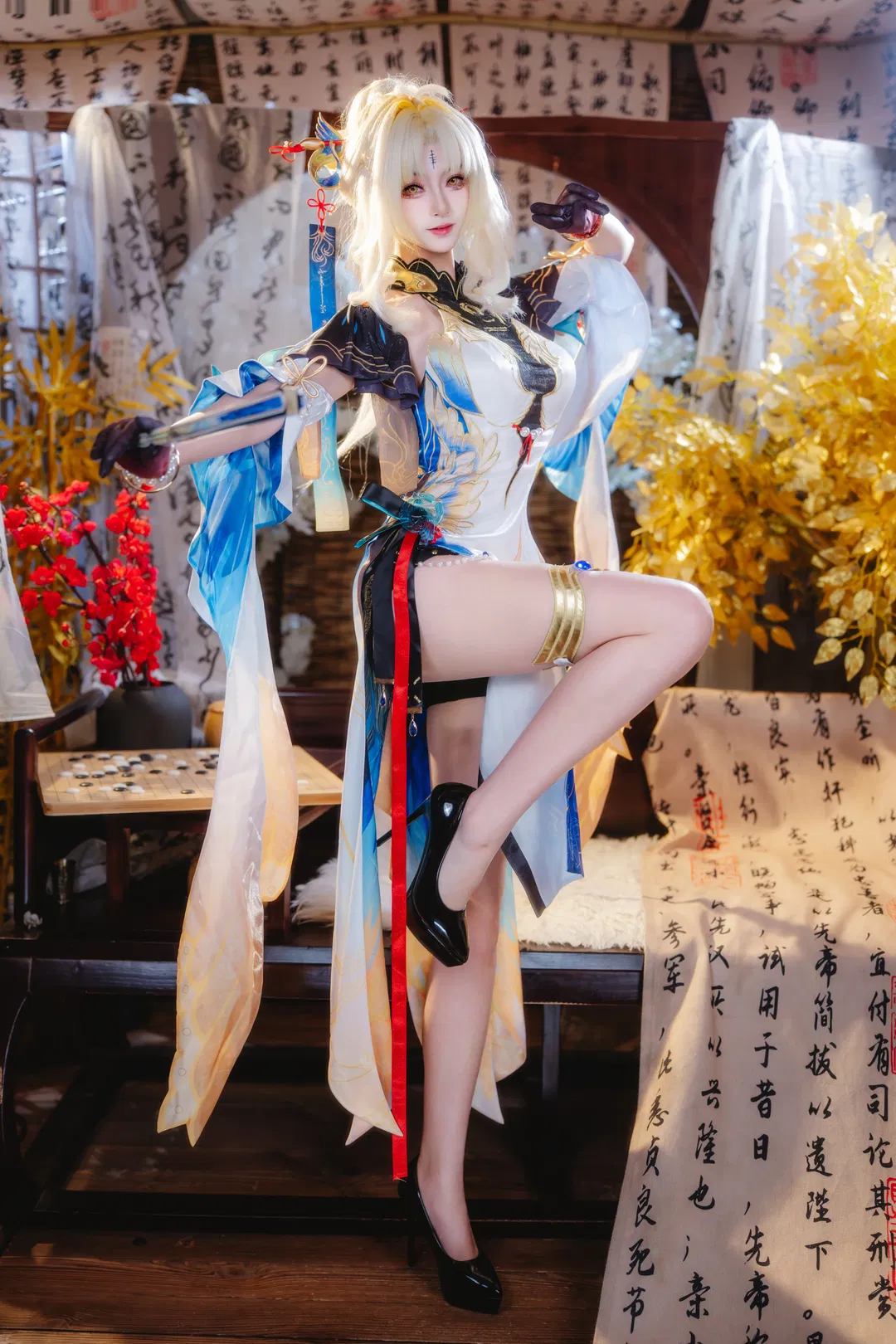 【穗穗cos】鸣潮里的白蓝国风，落子与开扇 - 第 3 张