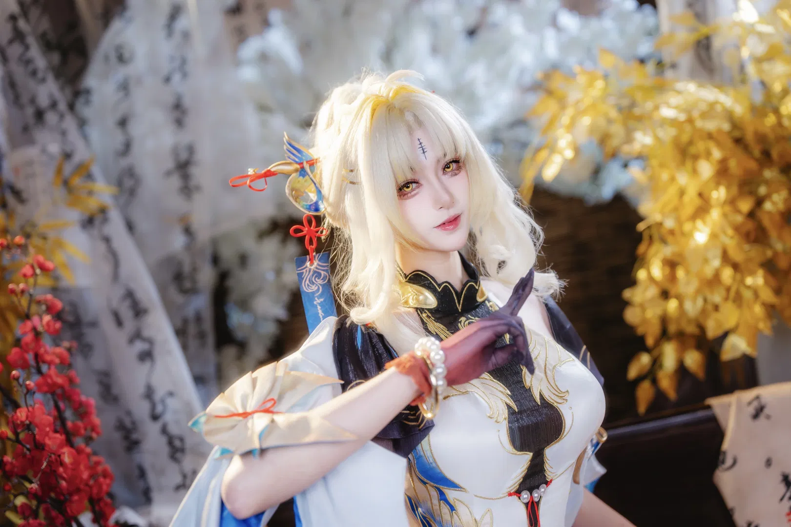 【穗穗cos】鸣潮里的白蓝国风，落子与开扇 - 第 5 张