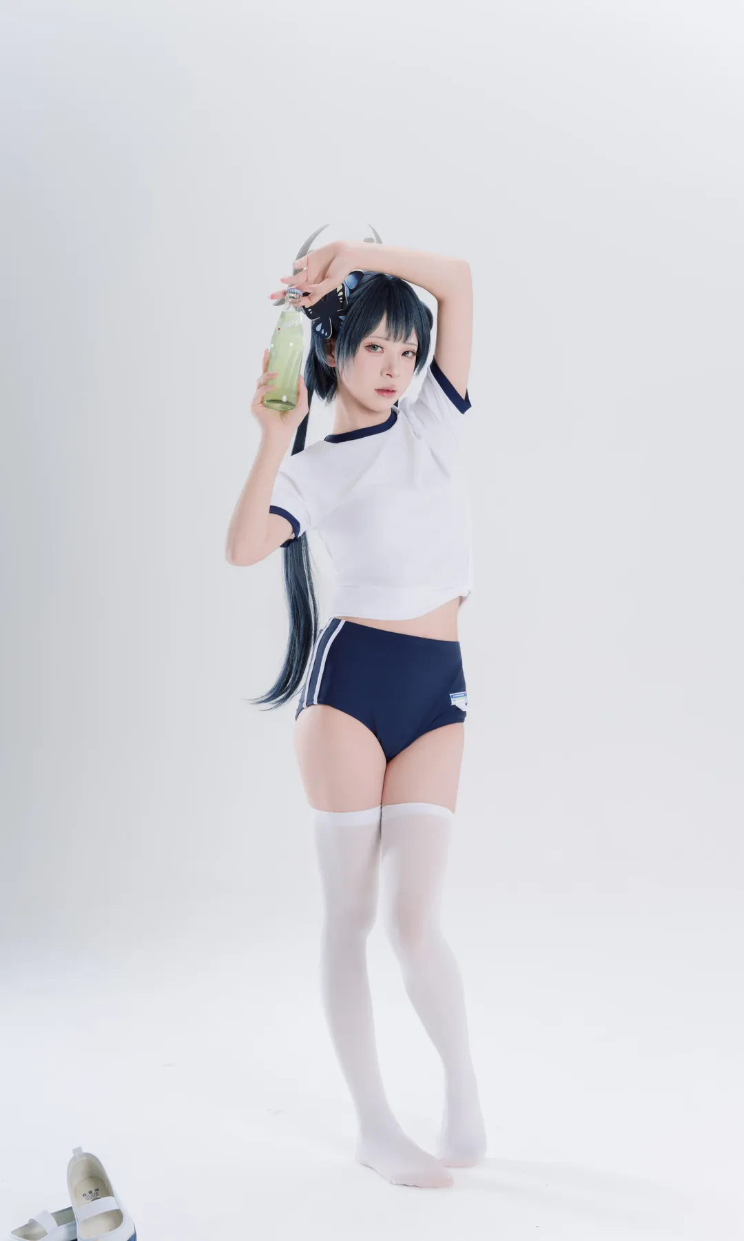 【妃咲cos】蔚蓝档案龙华妃咲，白棚运动风元气满满 - 第 5 张