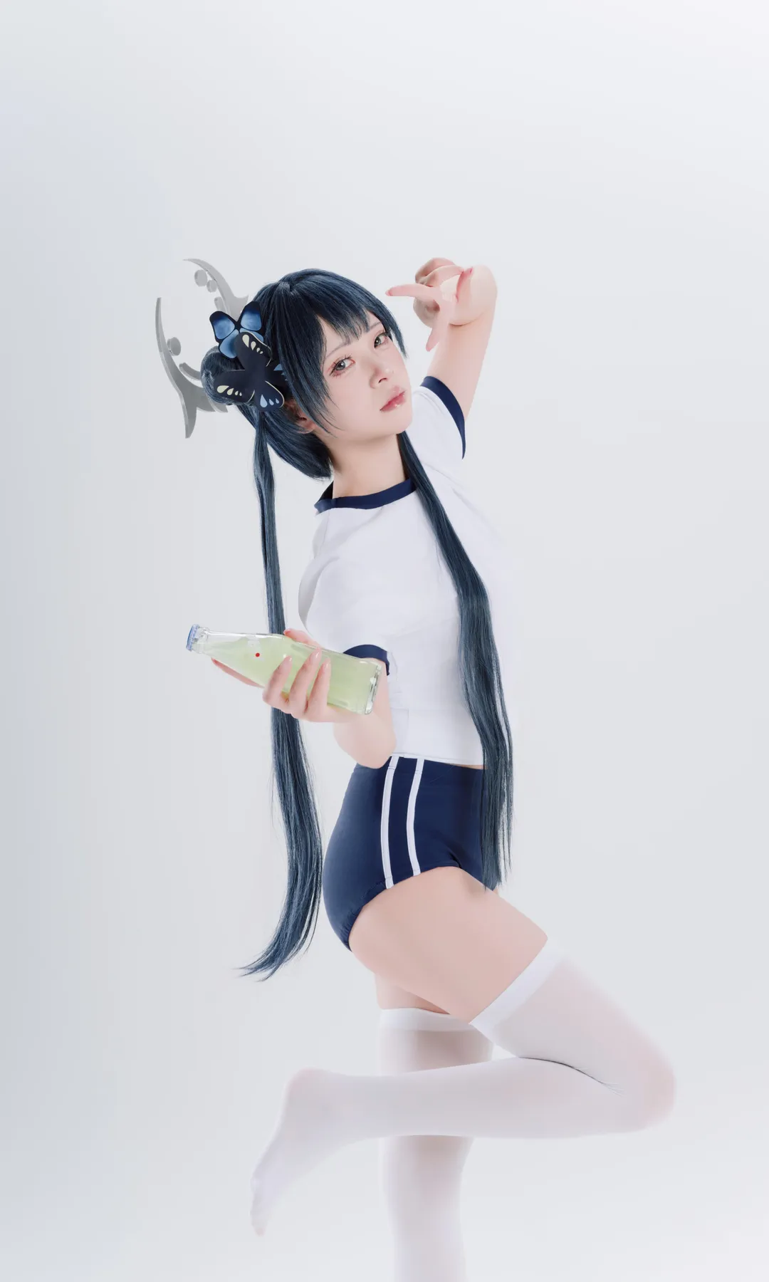 【妃咲cos】蔚蓝档案龙华妃咲，白棚运动风元气满满 - 第 7 张