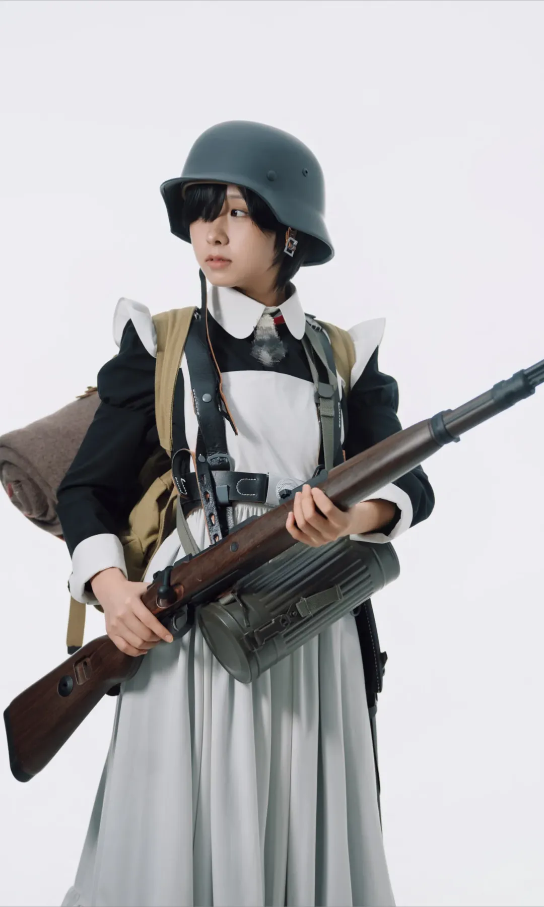 German-style maid Tactical Doll White studio photography combat girl Tactical outfit - Image 4