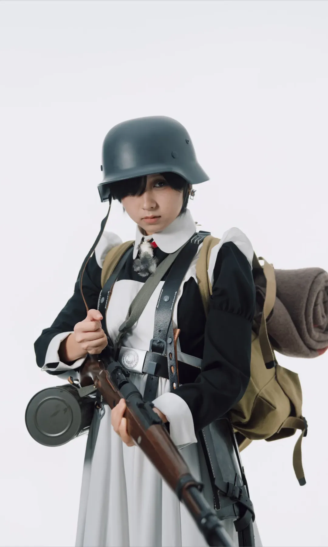 German-style maid Tactical Doll White studio photography combat girl Tactical outfit - Image 5