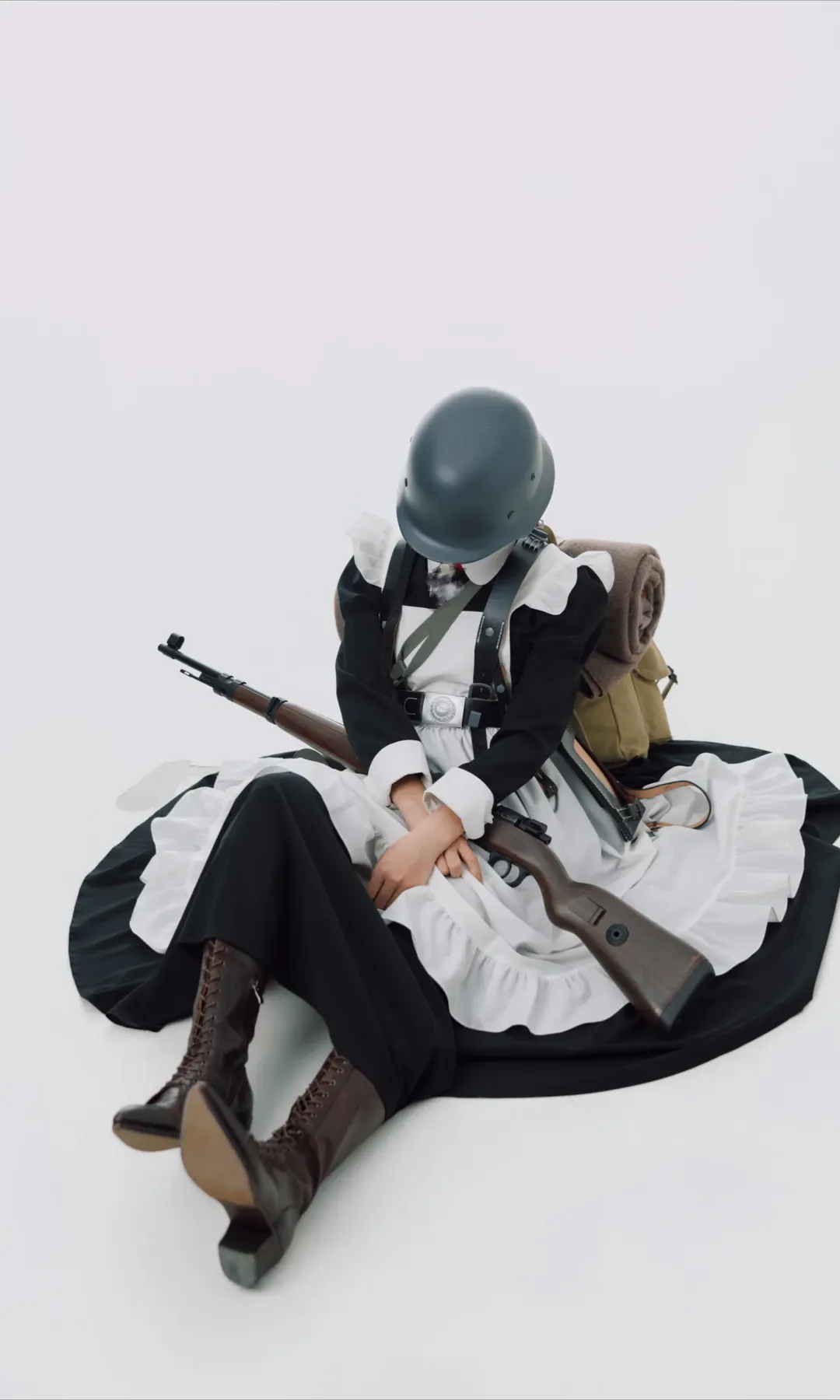 German-style maid Tactical Doll White studio photography combat girl Tactical outfit - Image 6