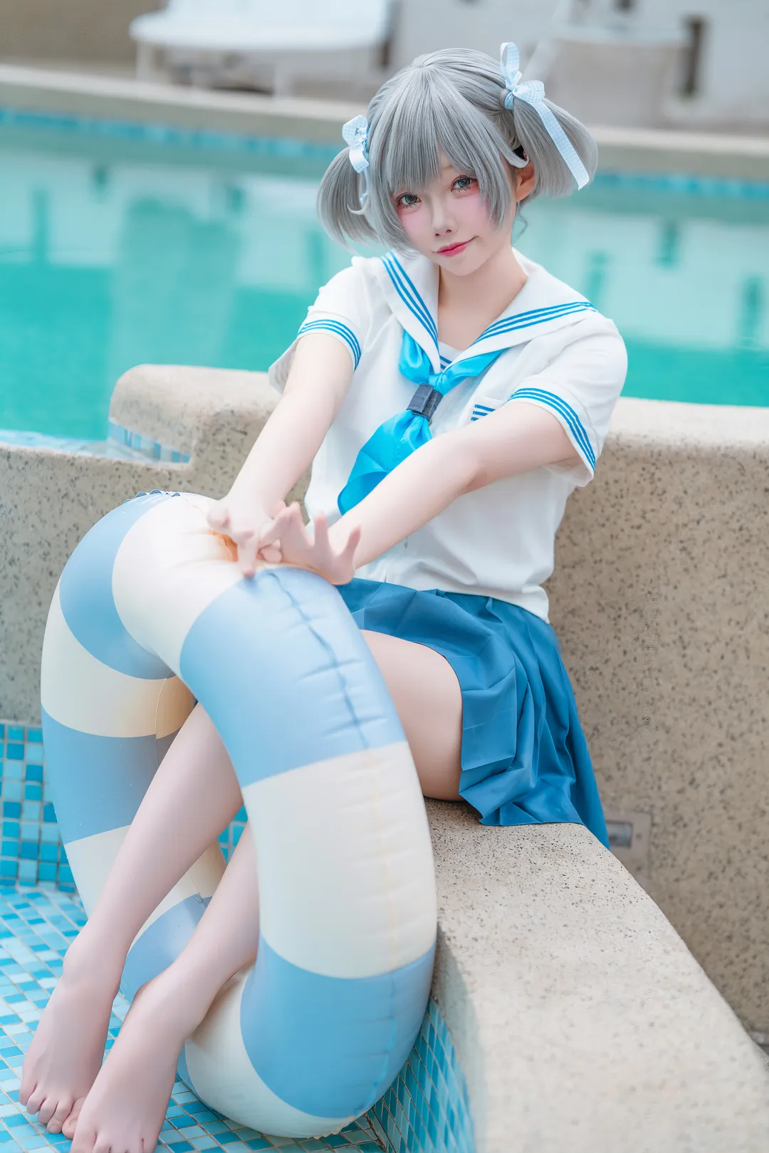 阴天泳池边的水手服JK写真拍摄记录 - 第 2 张