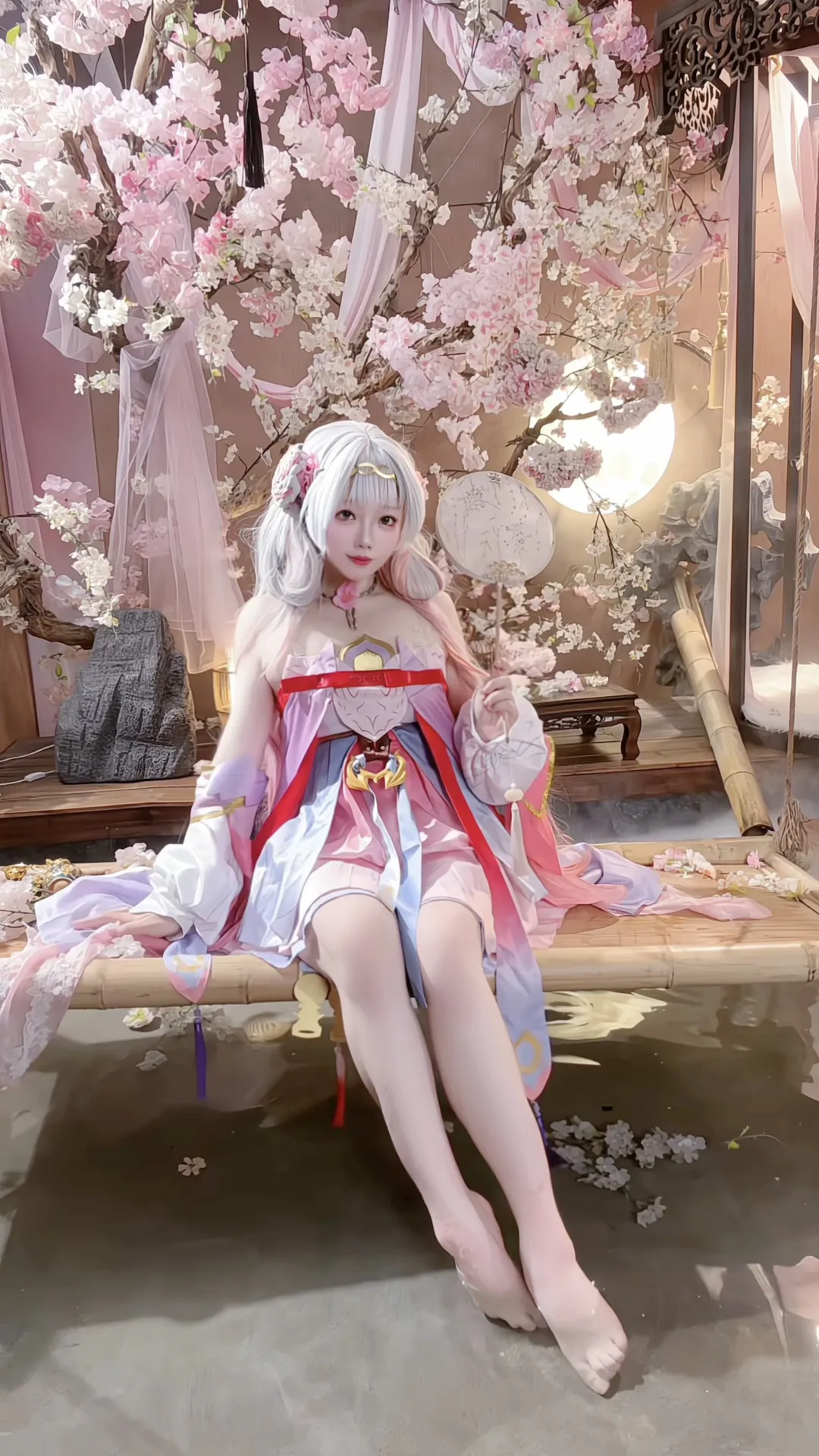 【今汐コスプレ】鳴潮 桃夭灼灼として糸を引き動かす - 5 枚目