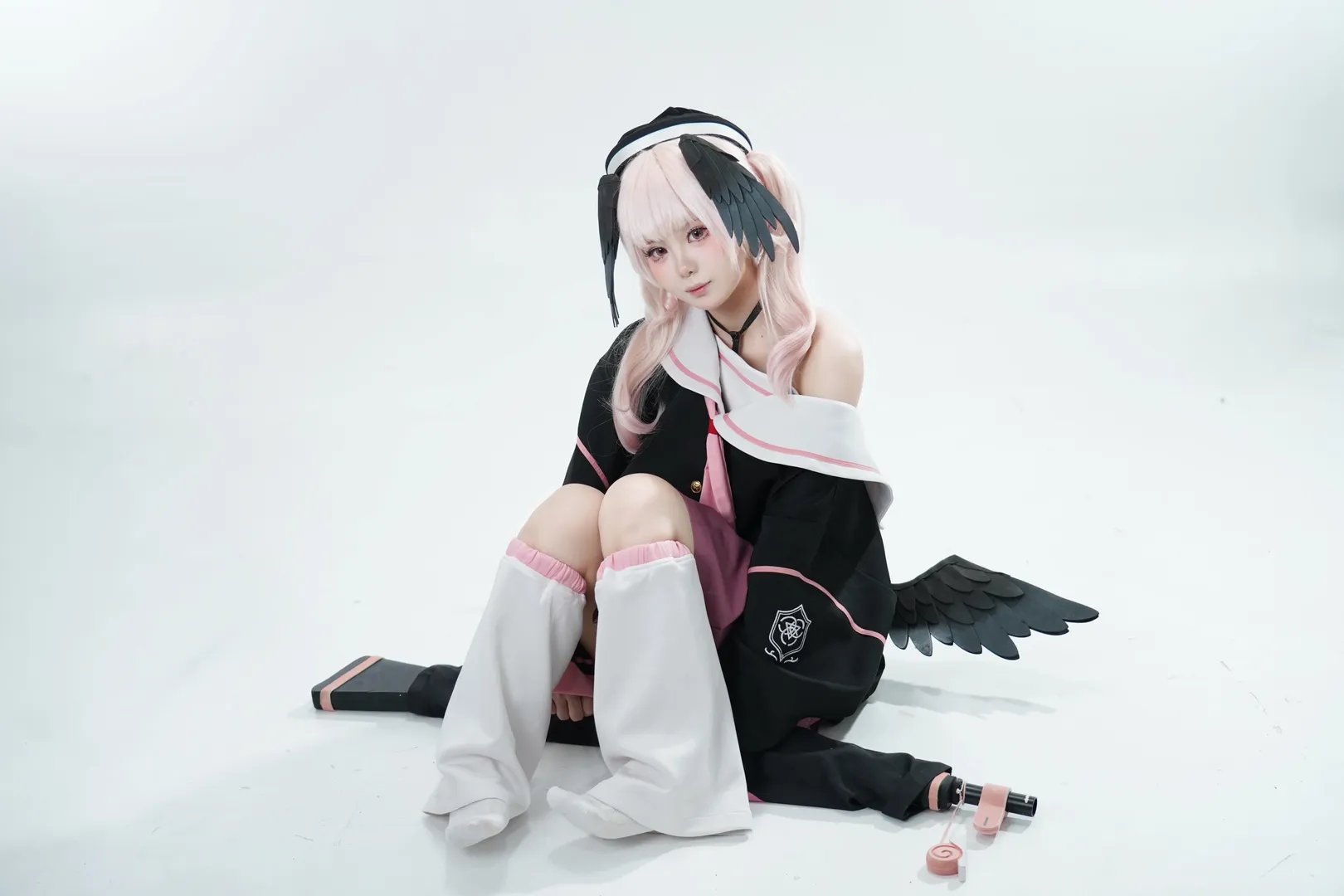 【下江小春cos】蔚蓝档案 黑粉交织的可爱恶魔 - 第 1 张