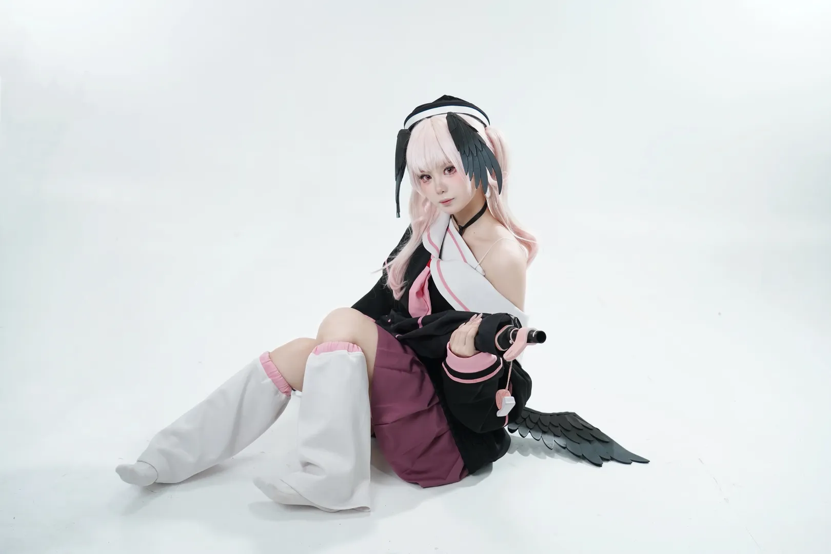 【下江小春cos】蔚蓝档案 黑粉交织的可爱恶魔 - 第 2 张