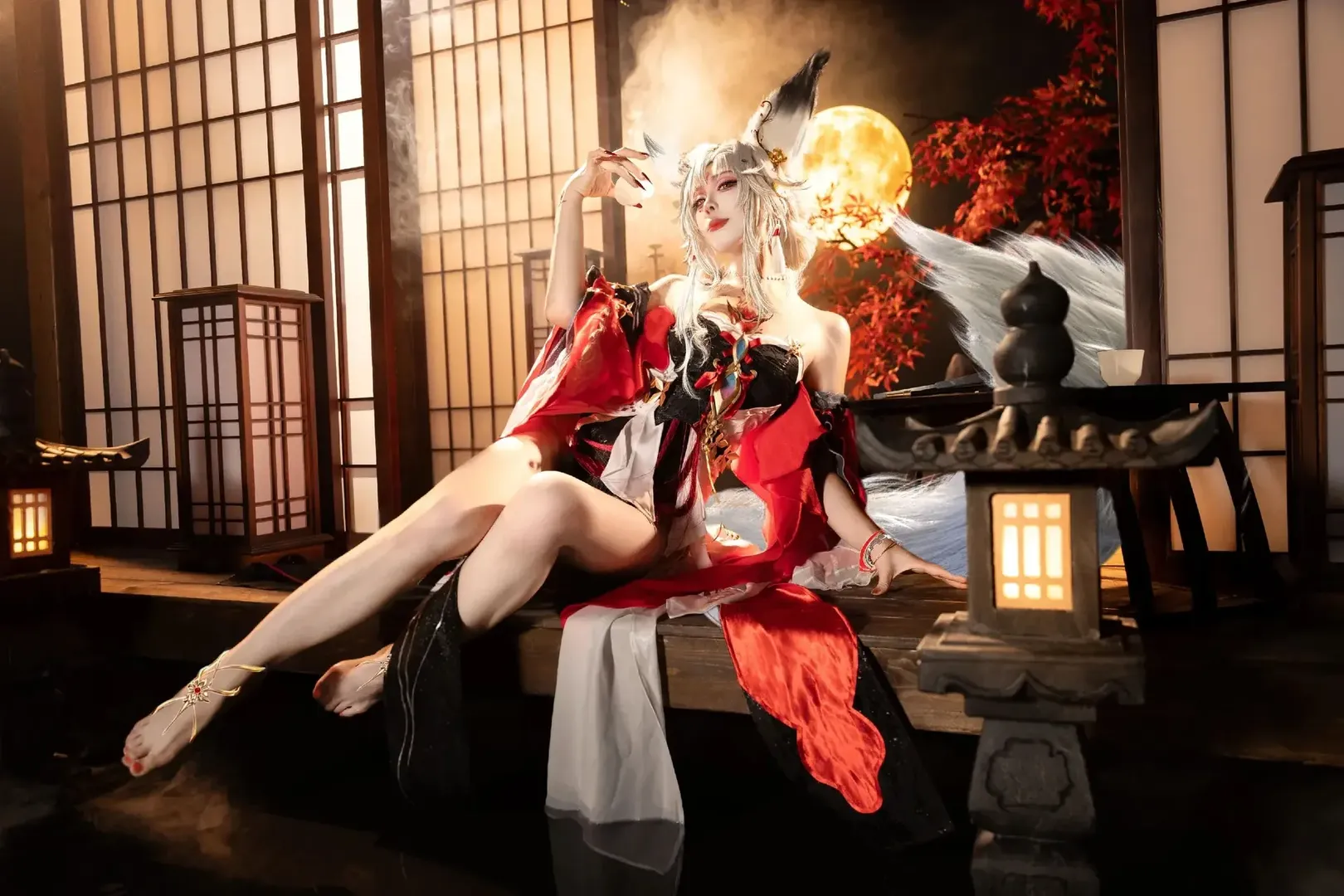 【心月狐cos】鸣潮夜之魅影，心月狐的月下慵懒 - 第 2 张