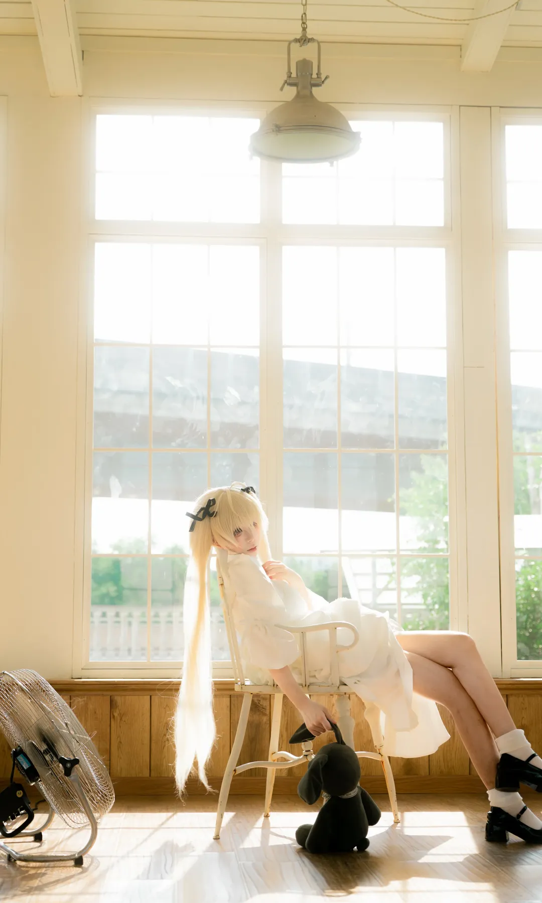 【春日野穹cos】苦夏裡的白色洋裝與黑兔 - 第 3 張