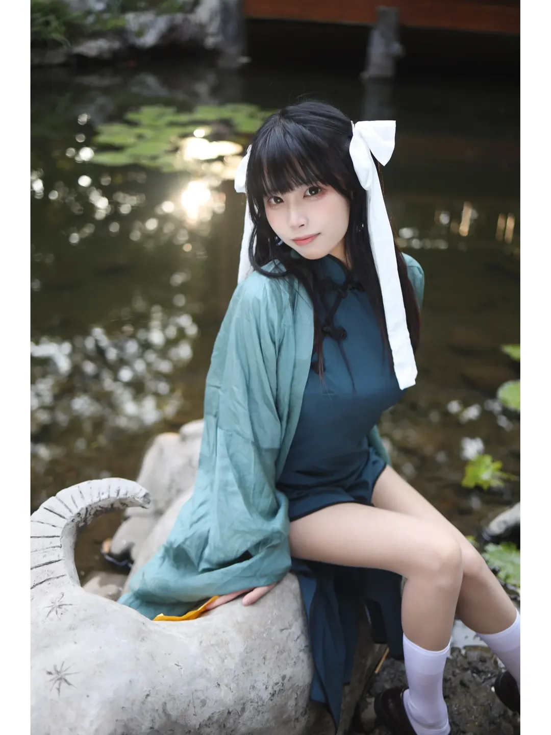 【药指cos】药之指，水边石雕前的符纸与白丝 - 第 1 张