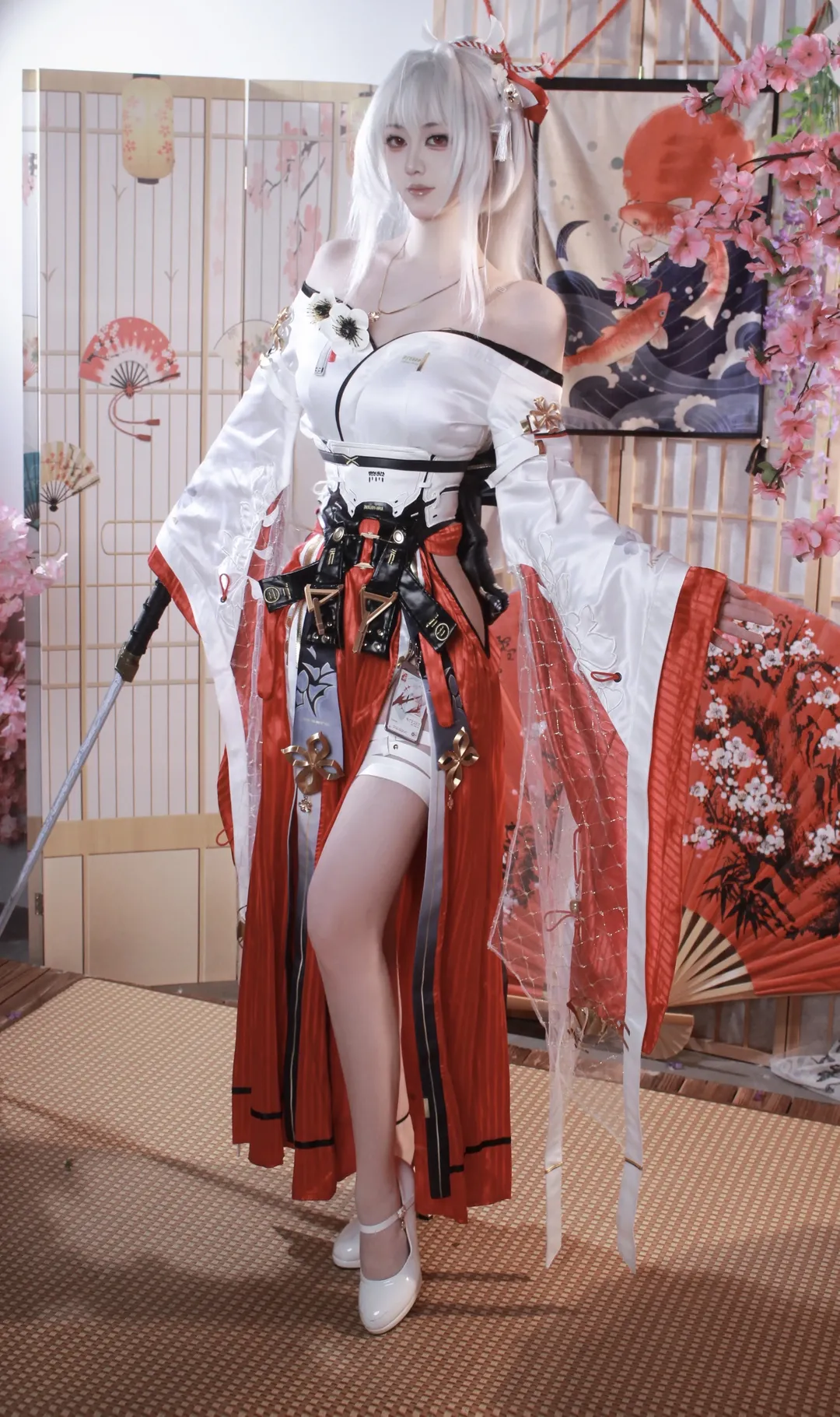【绯雪cos】鸣潮的绯雪，这套红白和风造型的写真分享 - 第 5 张
