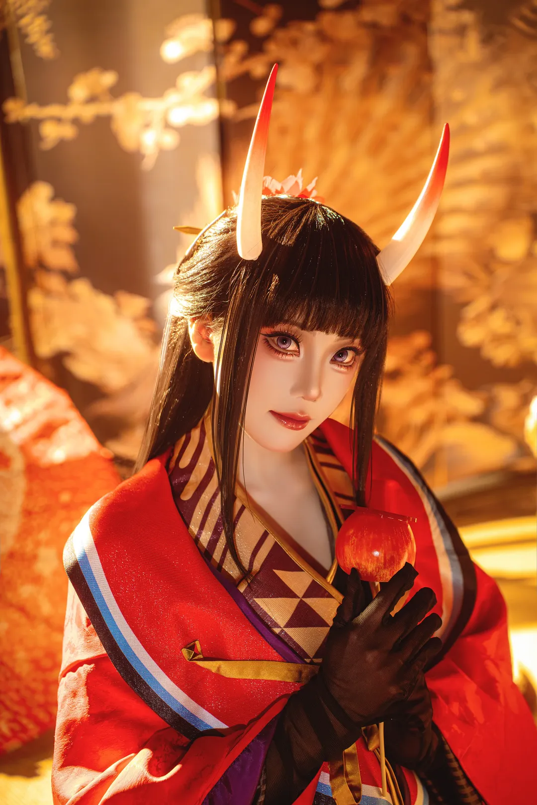 【能代cos】暖光下的和風韻味與紅黑經典搭配 - 第 4 張