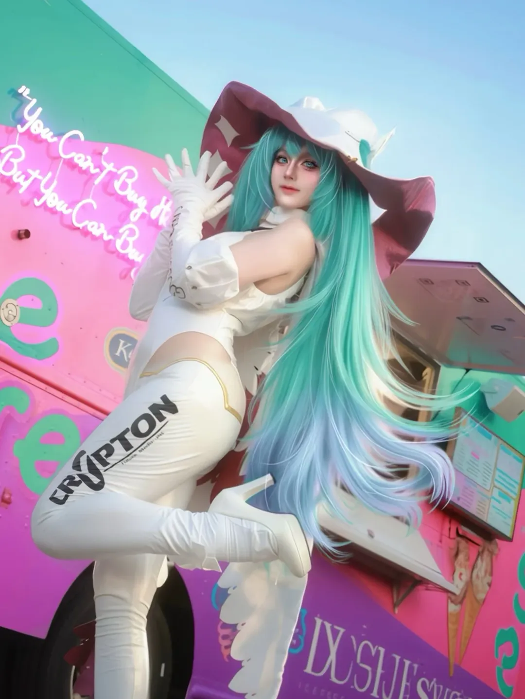 【初音未來cos】賽車初音2024同人產糧節，賽場上的風暴中心 - 第 3 張
