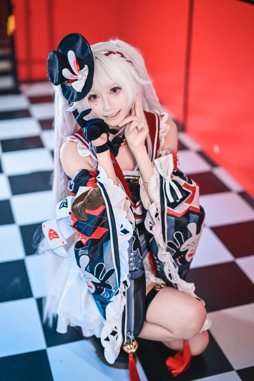 【火花cos】崩坏星穹铁道魔术师少女的电玩城打卡 - 第 10 张