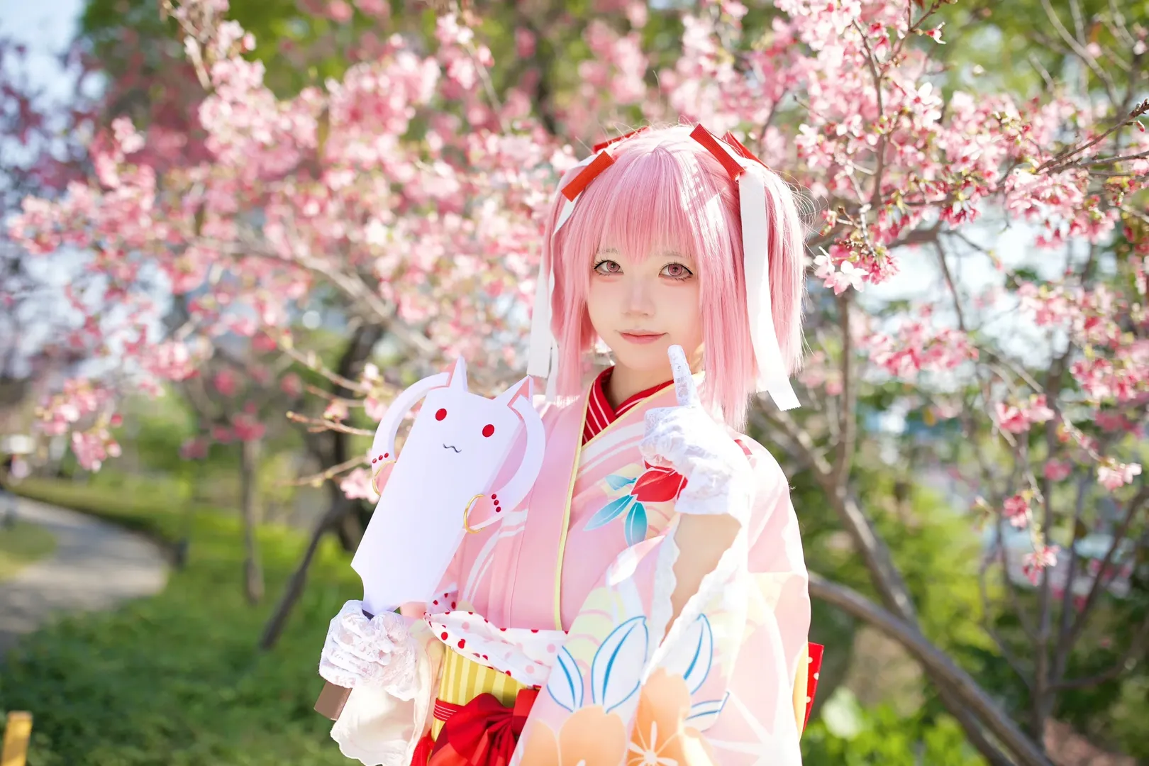 【鹿目圆cos】三月的樱花和粉色和服，魔法少女小圆正片分享