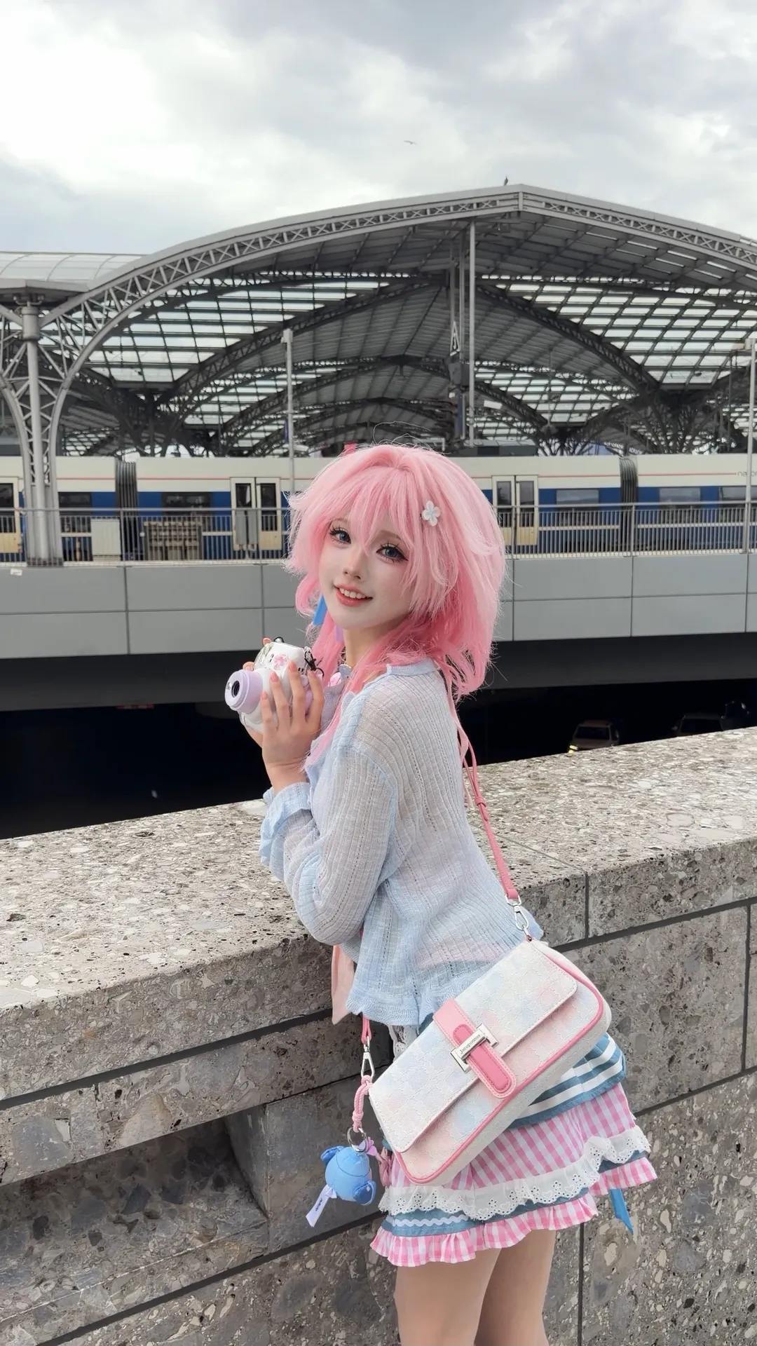 [March 7th cosplay] Honkai: Star Rail headcanon DIY pink-themed outfit - Image 3