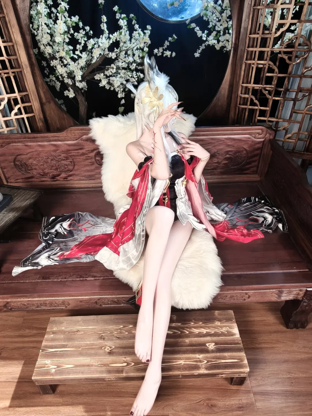 【心月狐cos】鸣潮狐妖的慵懒感，全在这些细节里了 - 第 1 张