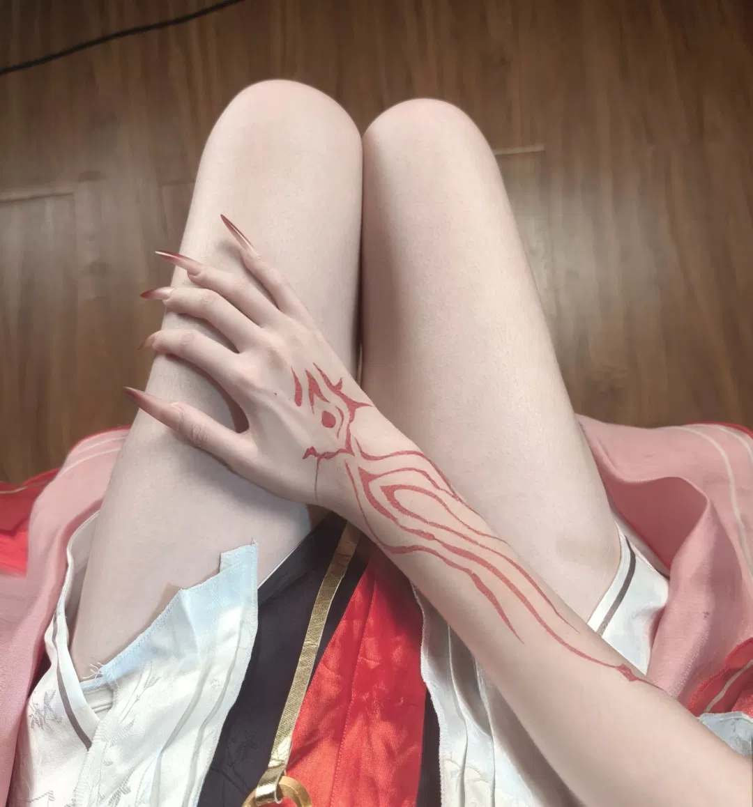 【心月狐cos】鸣潮狐妖的慵懒感，全在这些细节里了 - 第 3 张