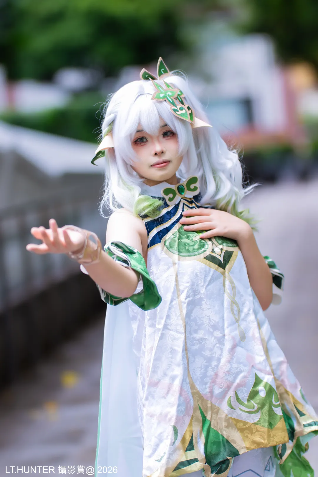 动星外景多风格cosplay记录，暗黑哥特与精灵造型的碰撞 - 第 8 张