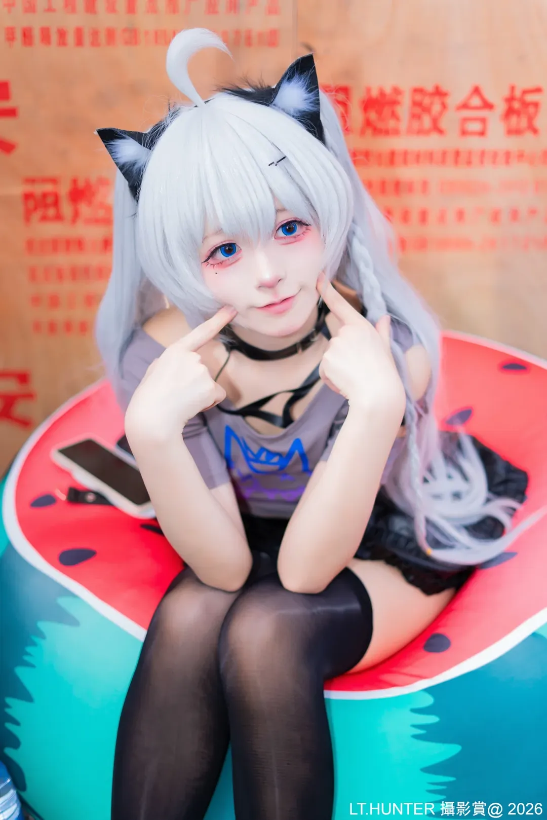 开源姬瑷珈cos 猫耳黑丝与西瓜沙发的奇妙碰撞 - 第 1 张