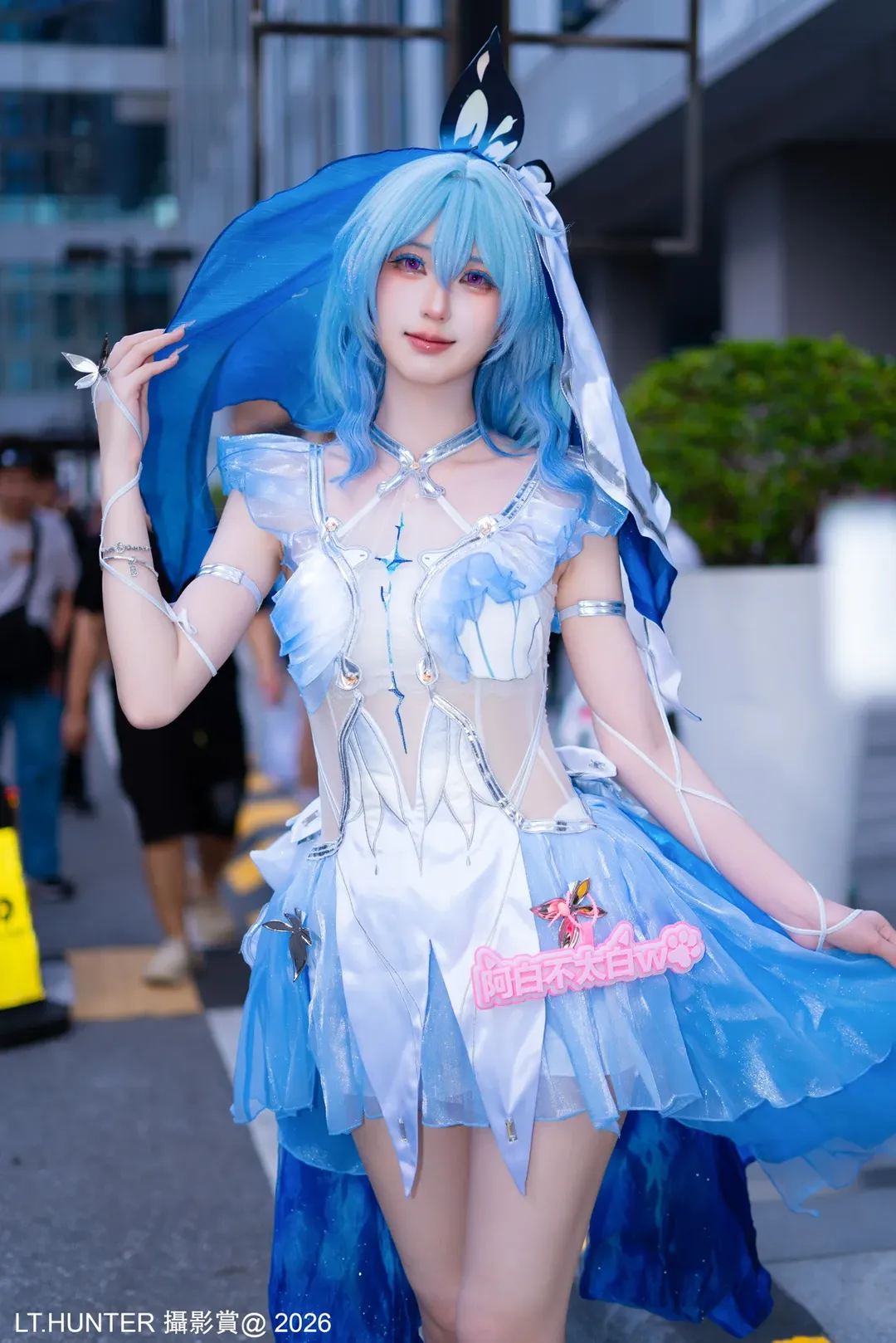 【鸣潮cos】萤火虫漫展的蓝白精灵风造型 - 第 4 张