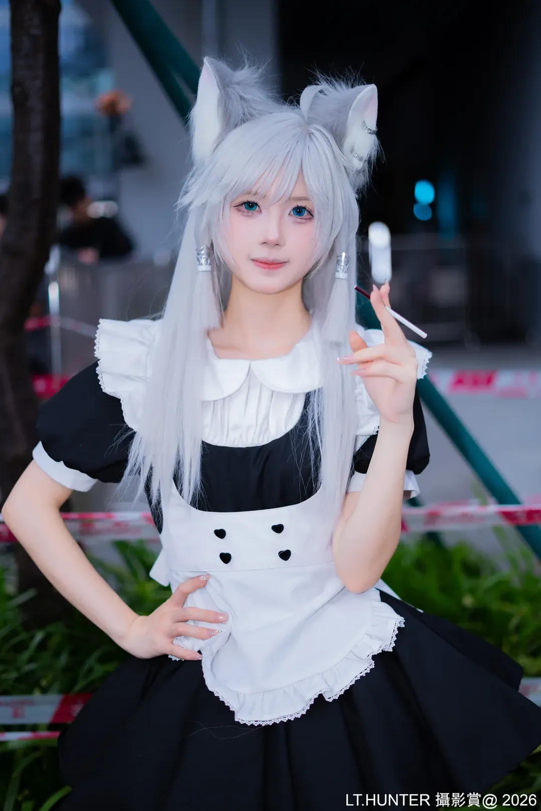 萤火虫漫展上的银发猫娘女仆装扮记录 - 第 3 张