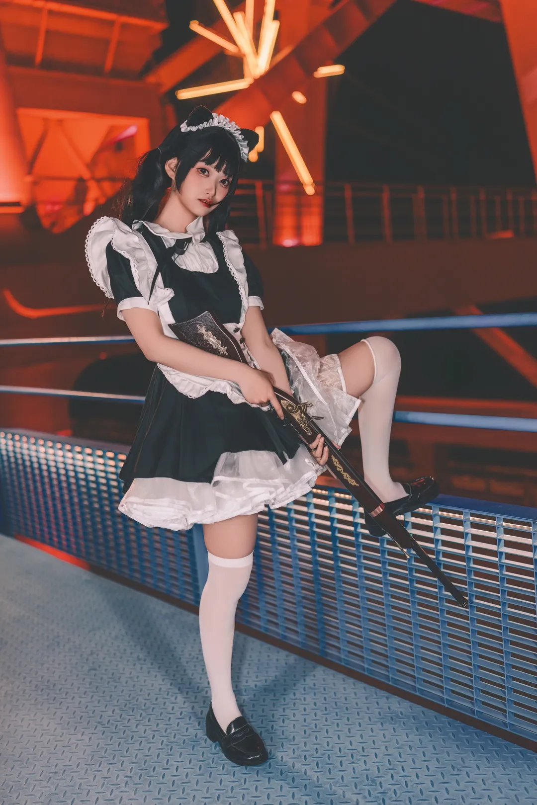 這套工業風戰鬥女僕的搭配非常出片 - 第 1 張