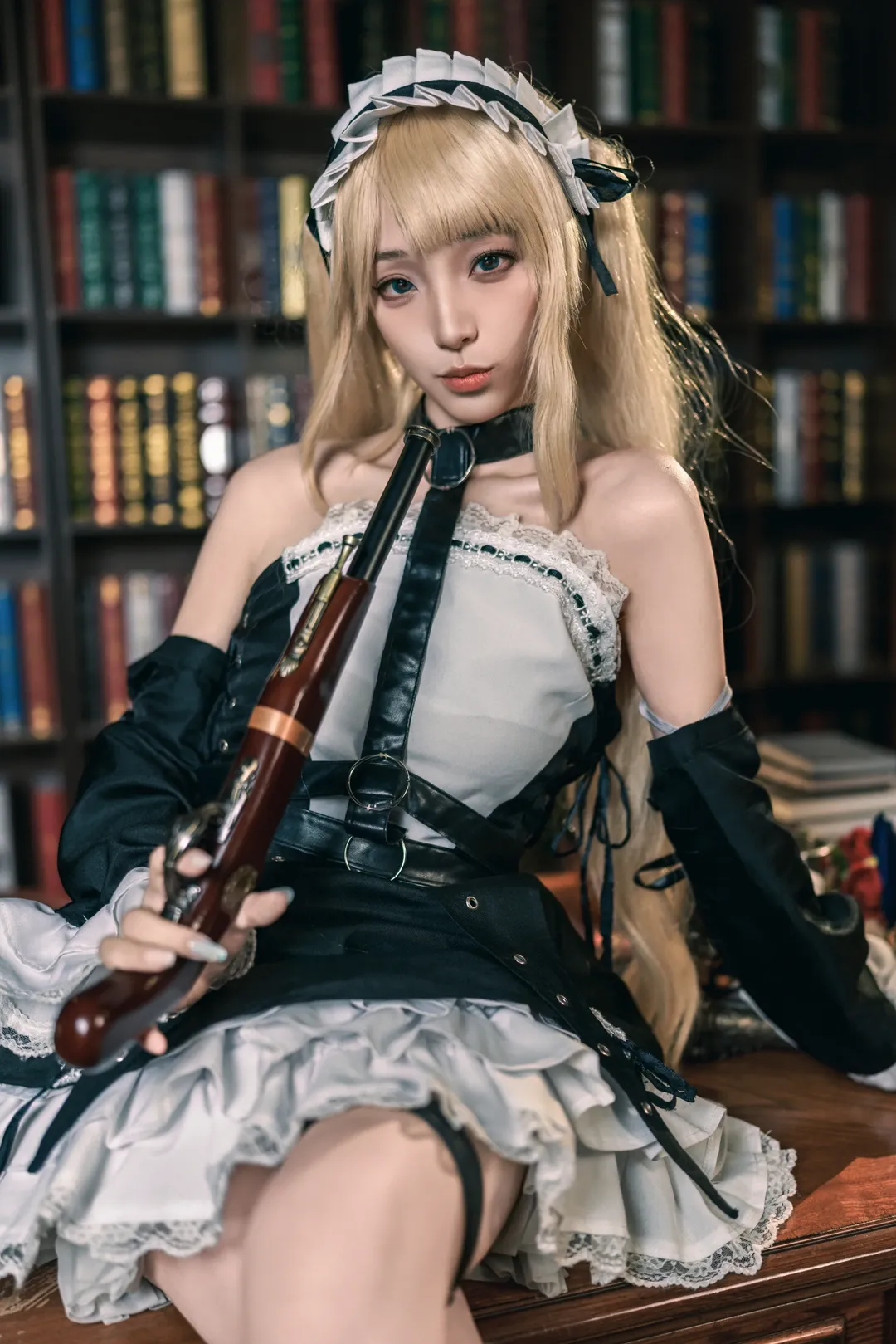 【萝丝玛莉cos】女仆至上主义 生与死，复古书房里的黑与白 - 第 11 张