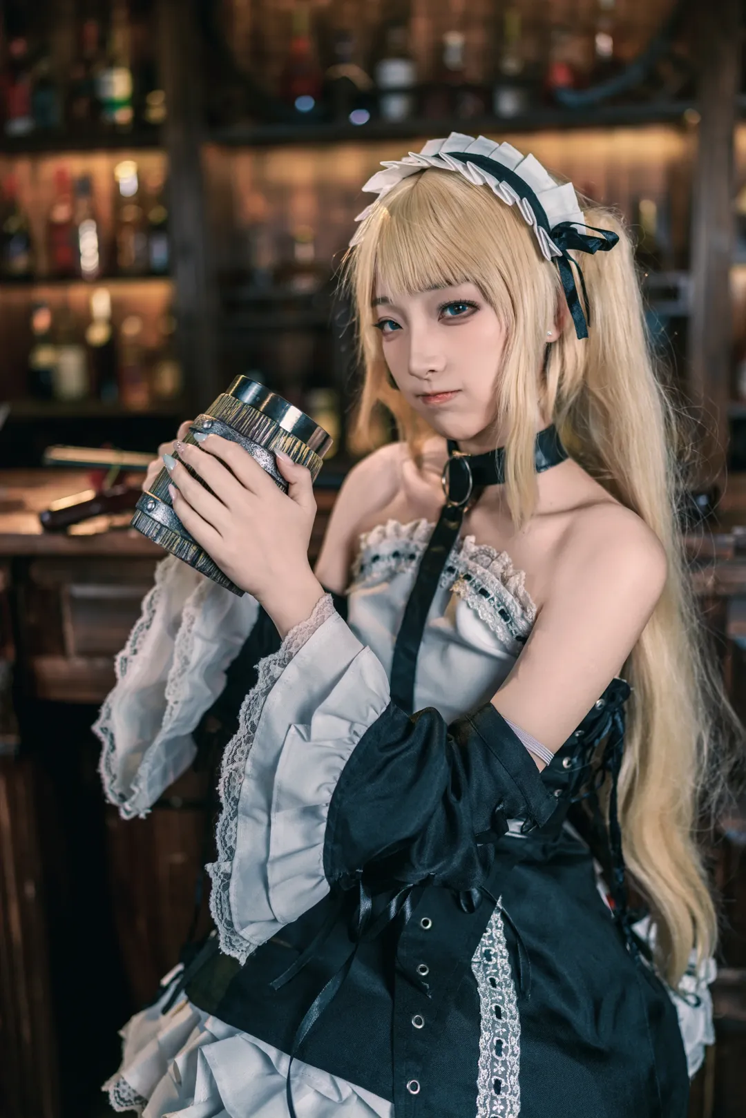 【玛莉萝丝cos】酒馆里的坏女人，反差感拉满 - 第 10 张