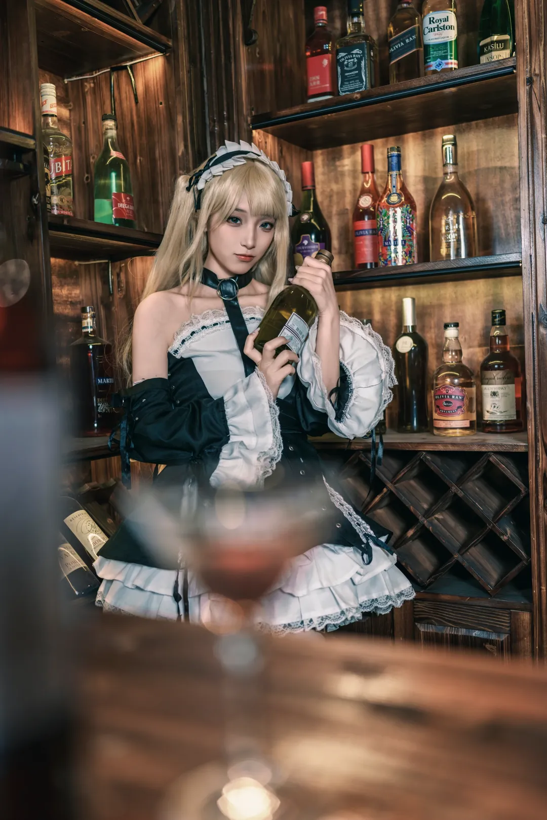 【玛莉萝丝cos】酒馆里的坏女人，反差感拉满 - 第 9 张