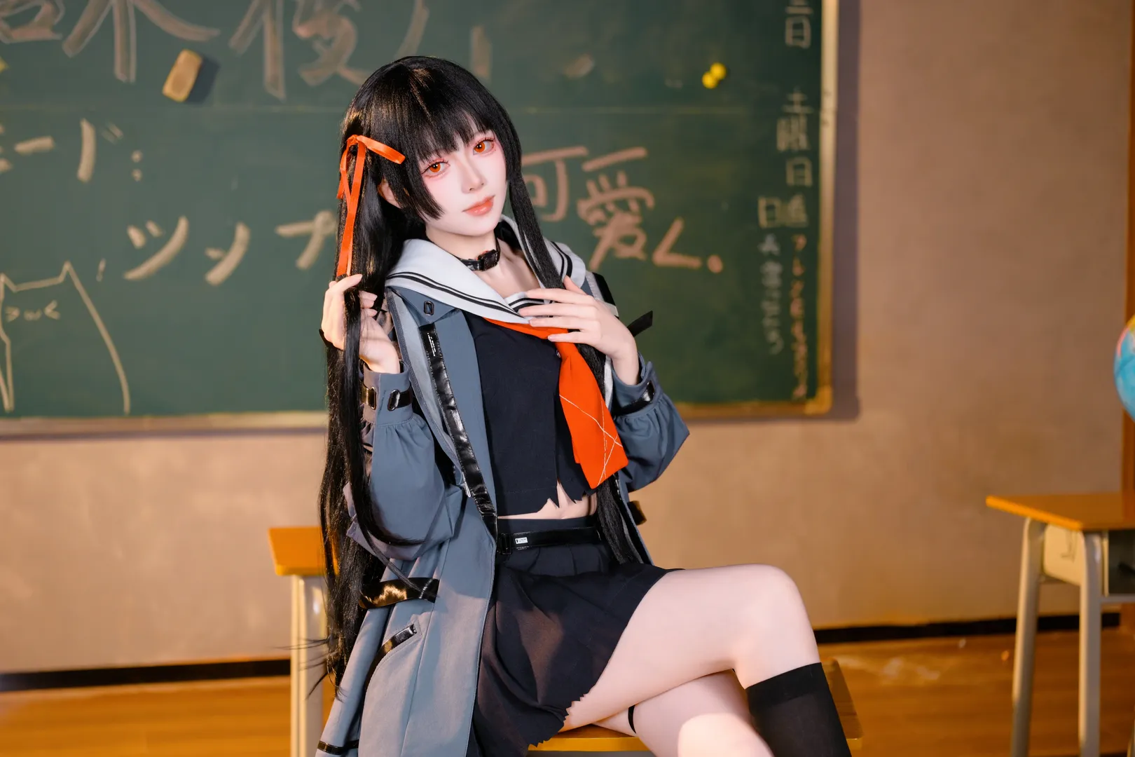 【千咲cos】鸣潮学院风，放学后的教室光影 - 第 4 张