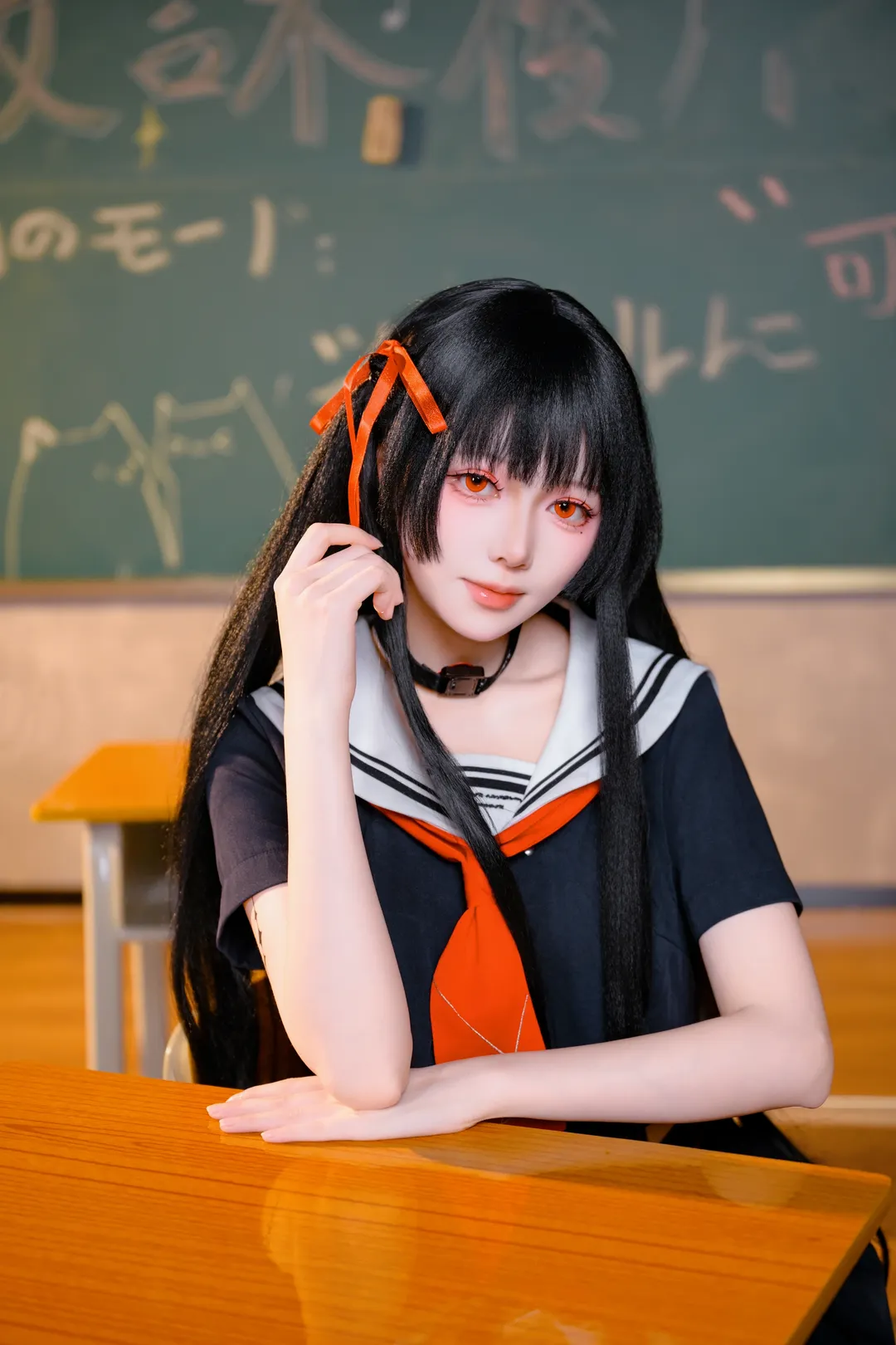 【千咲cos】鸣潮学院风，放学后的教室光影 - 第 5 张