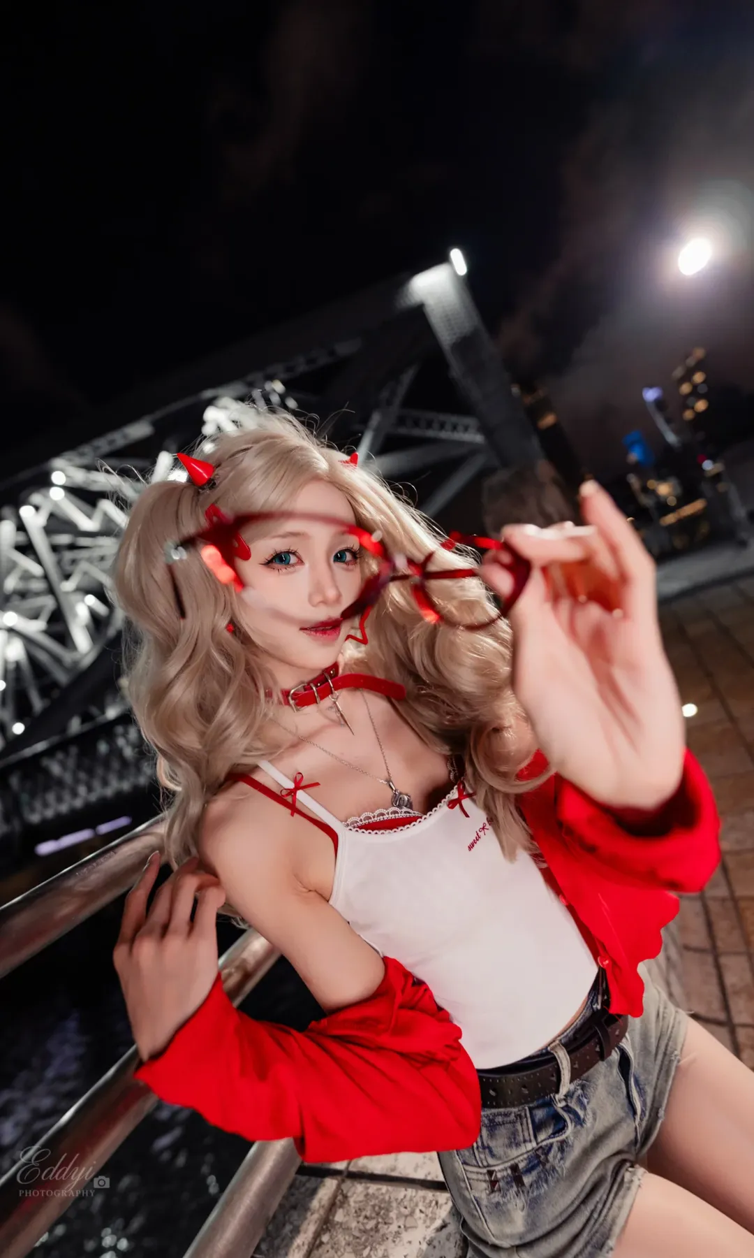 【高卷杏cos】自动鱼眼头下的女神异闻录5，一秒出镜变成二次元 - 第 5 张