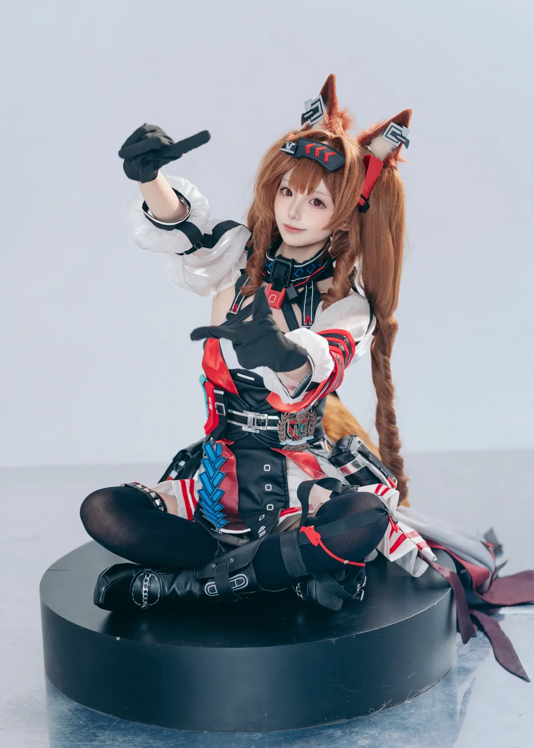【予愿安洁莉娜cos】明日方舟直到大地变成一颗酸橙正片 - 第 3 张