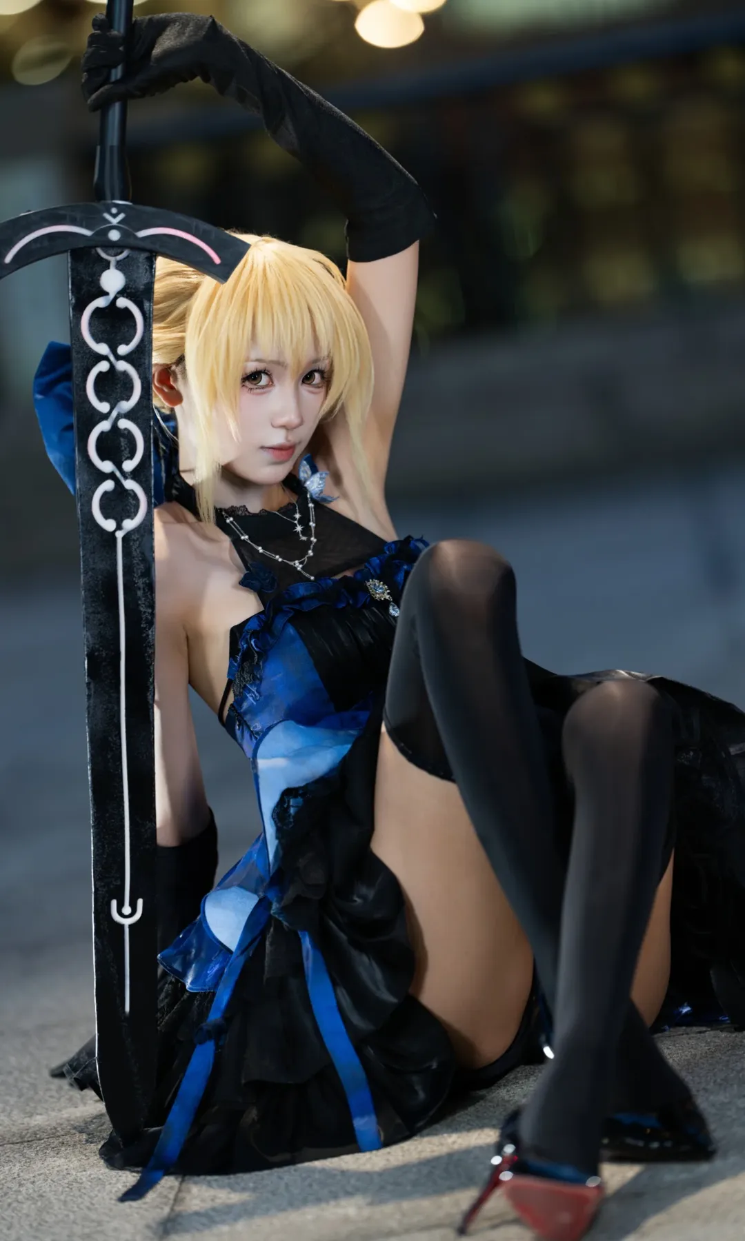 【阿尔托莉雅cos】fate誓约胜利之剑的暗夜降临 - 第 4 张