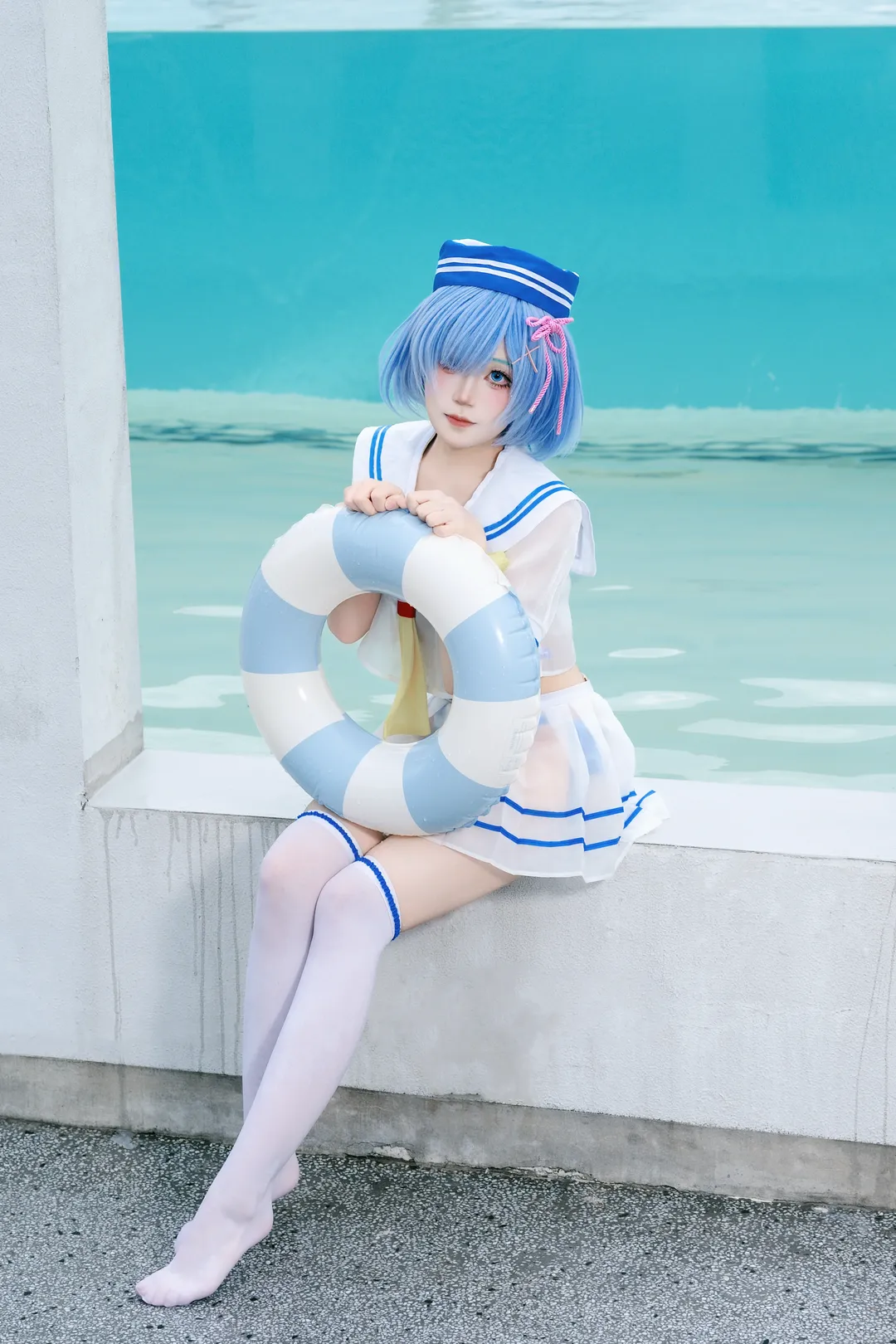 【蕾姆cos】从零开始的异世界生活 夏日泳池的清凉水手服 - 第 5 张