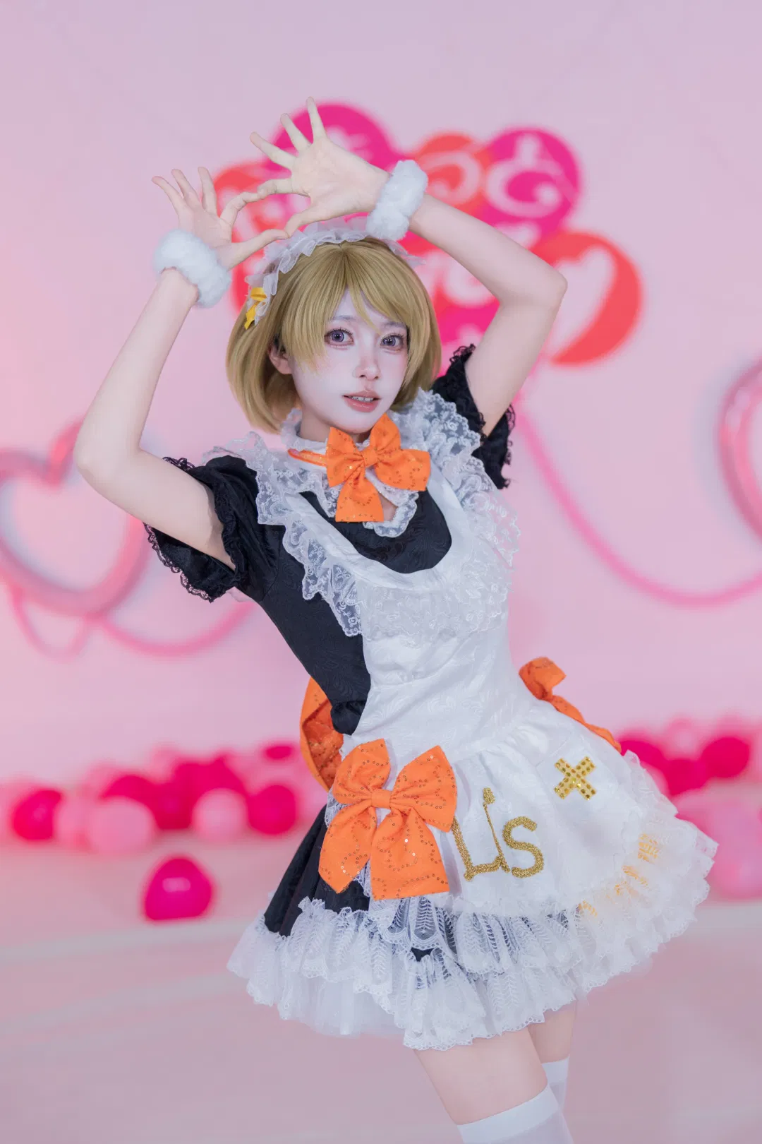 【小泉花阳cos】LoveLive缪斯女仆打歌服的甜美棚拍 - 第 2 张