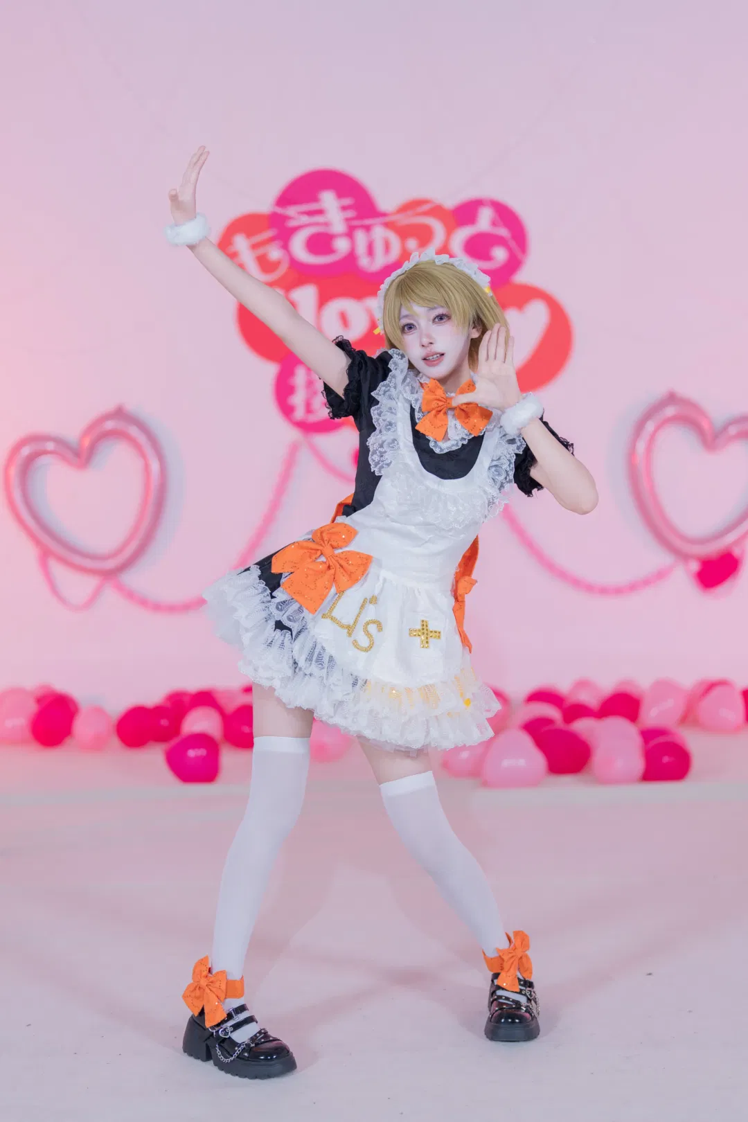 【小泉花阳cos】LoveLive缪斯女仆打歌服的甜美棚拍 - 第 6 张