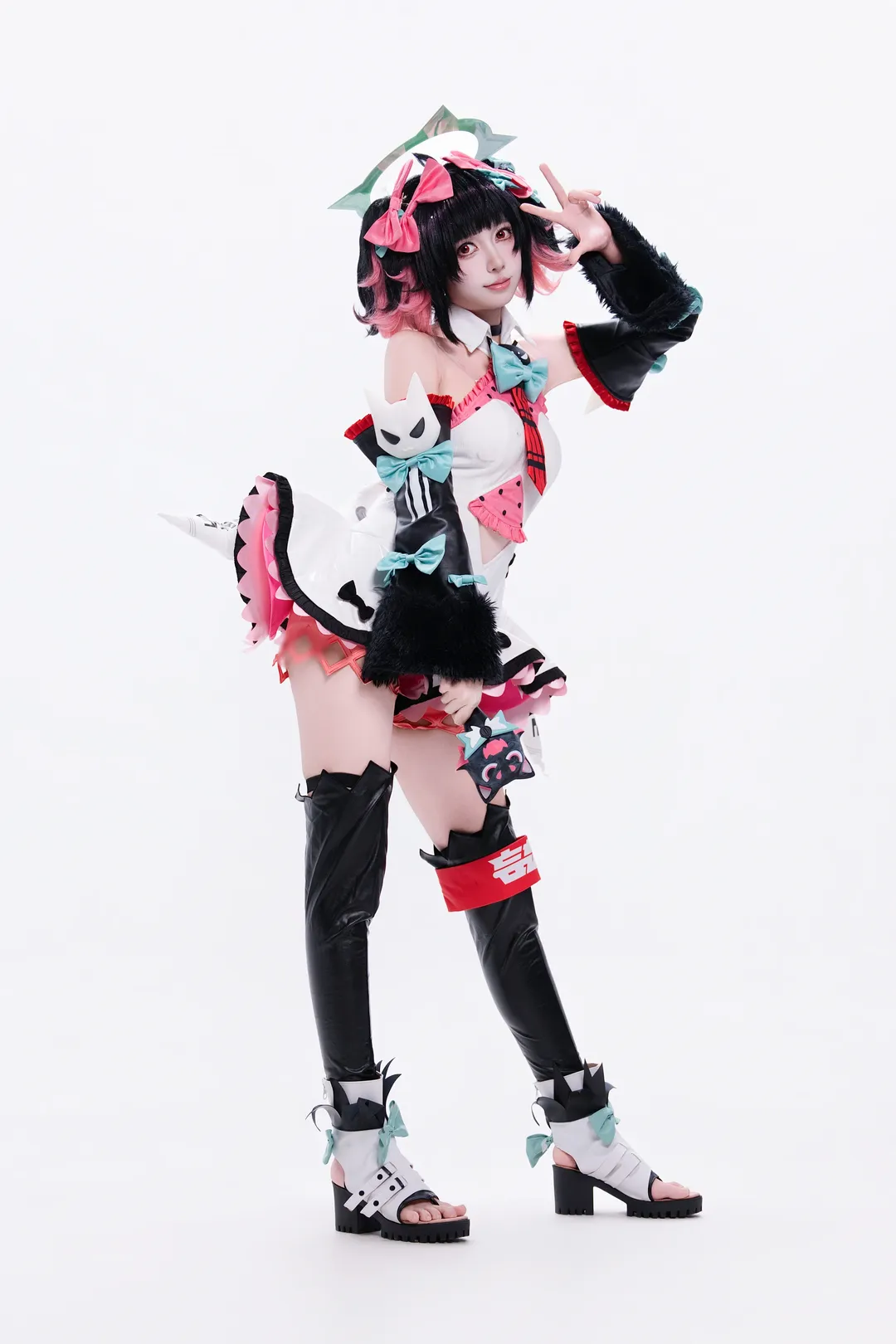 【南宫羽cos】绝区零这套打歌服细节真的太耐看了 - 第 4 张