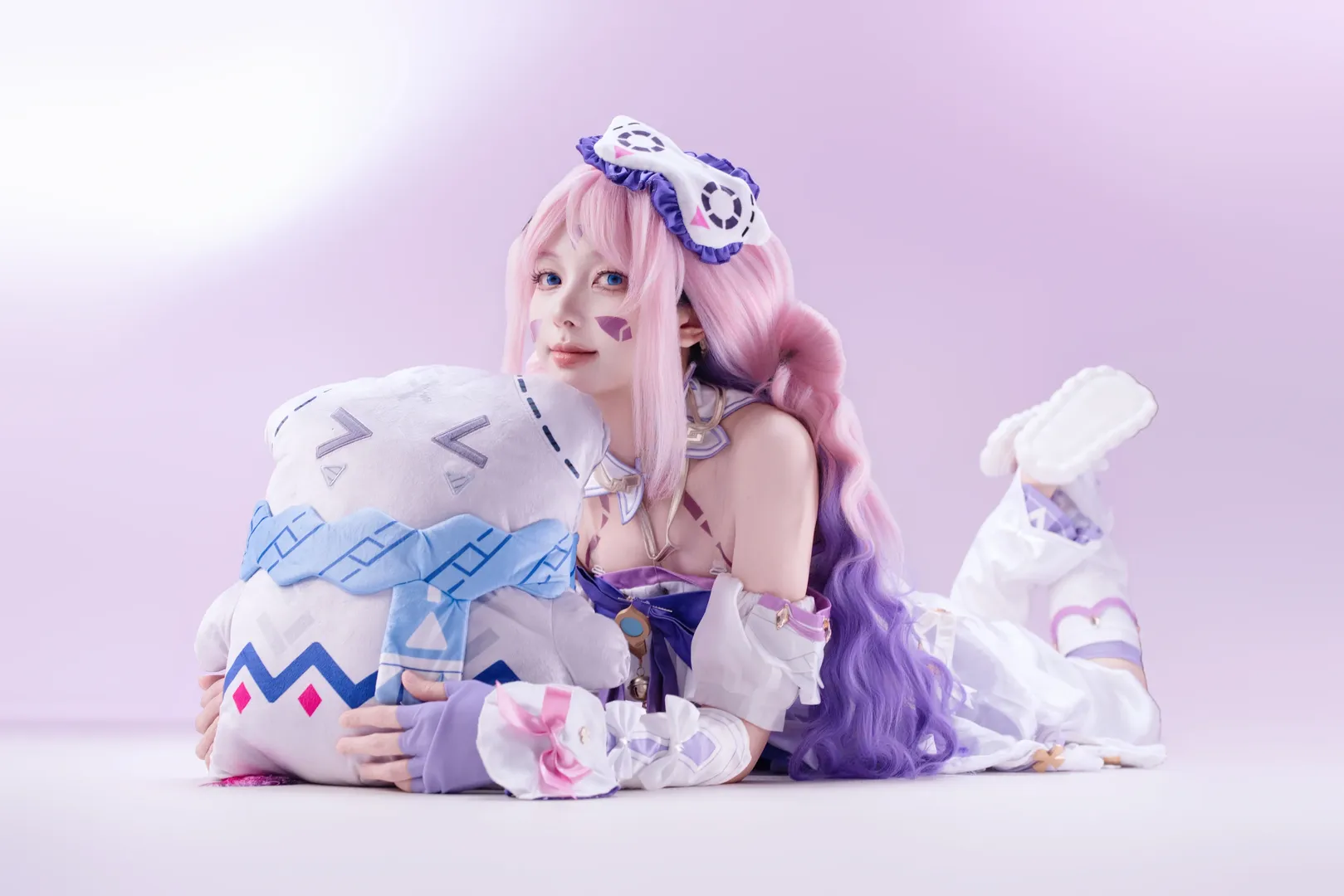 【茜特菈莉cos】原神星与烟帷的夜语，粉色双马尾也太甜了 - 第 2 张