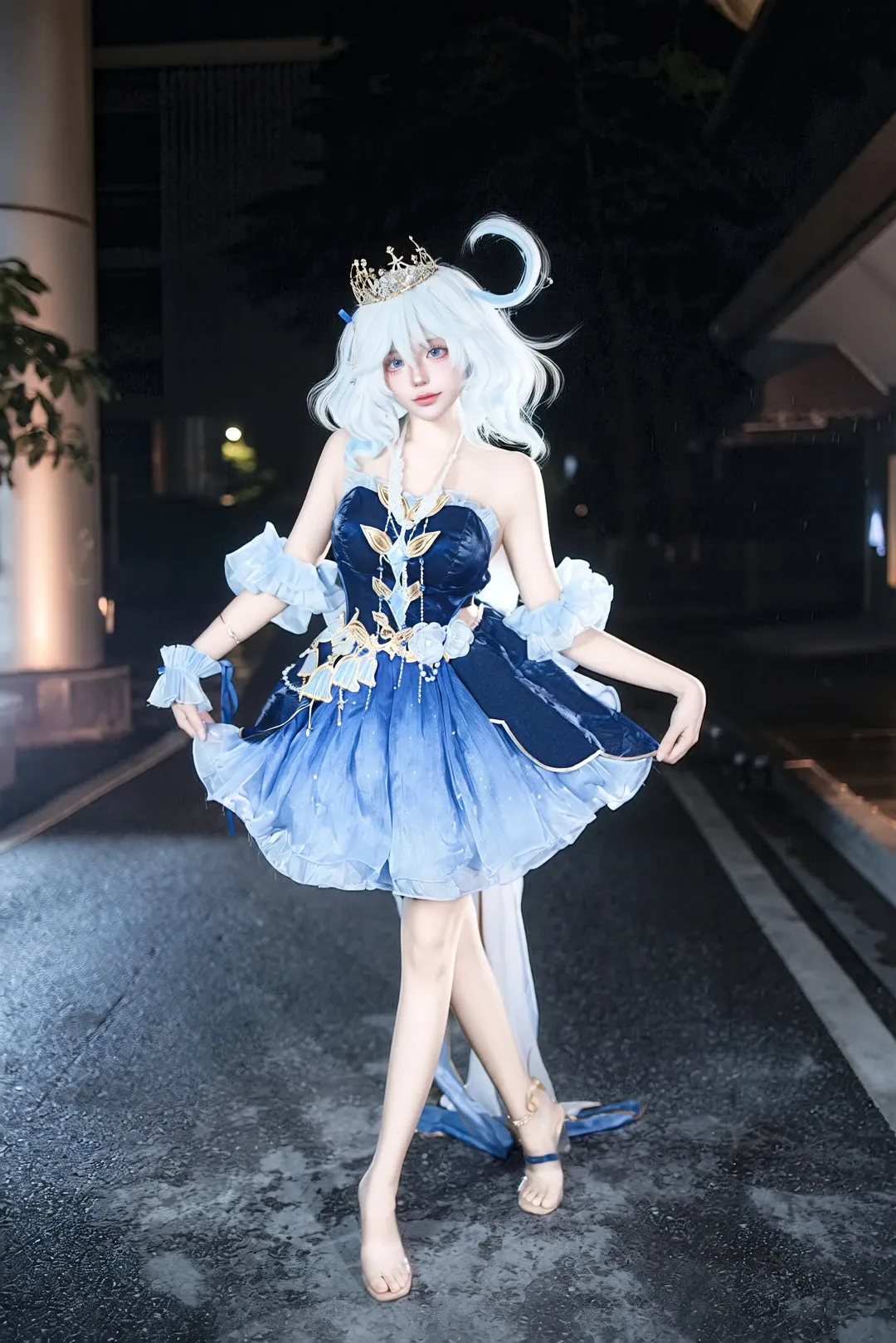【芙宁娜cos】原神 蓝白礼裙与夜色舞会 - 第 2 张