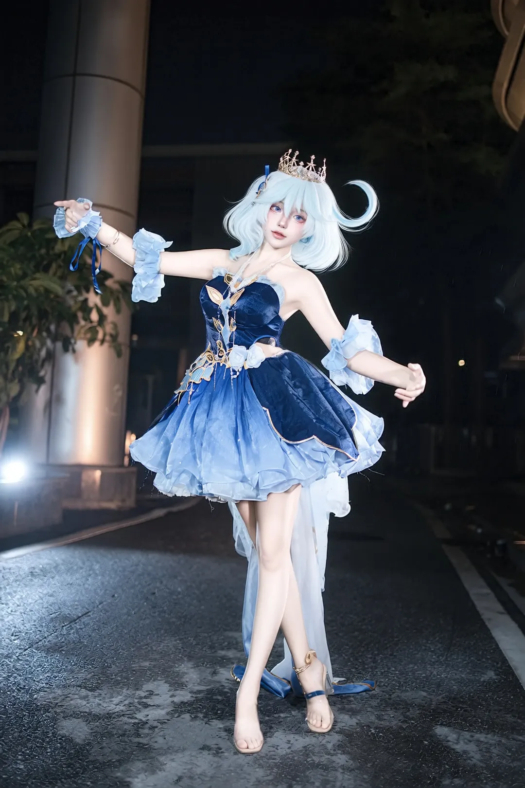 【芙宁娜cos】原神 蓝白礼裙与夜色舞会 - 第 3 张
