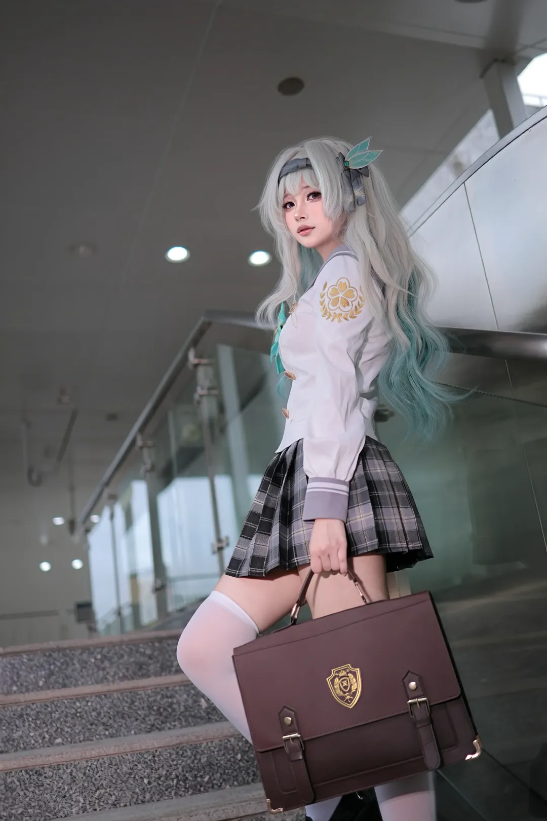 【流萤cos】星穹铁道春日手信，定格清冷学院风 - 第 2 张