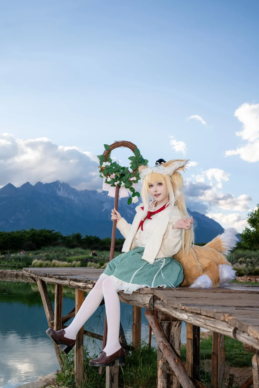 【铃兰cos】明日方舟的铃兰小姐与山野阳光 - 第 1 张