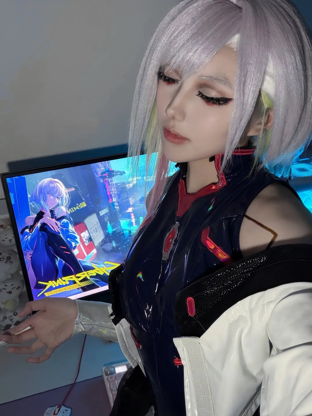 【露西cos】赛博朋克边缘行者的霓虹光影 - 第 3 张