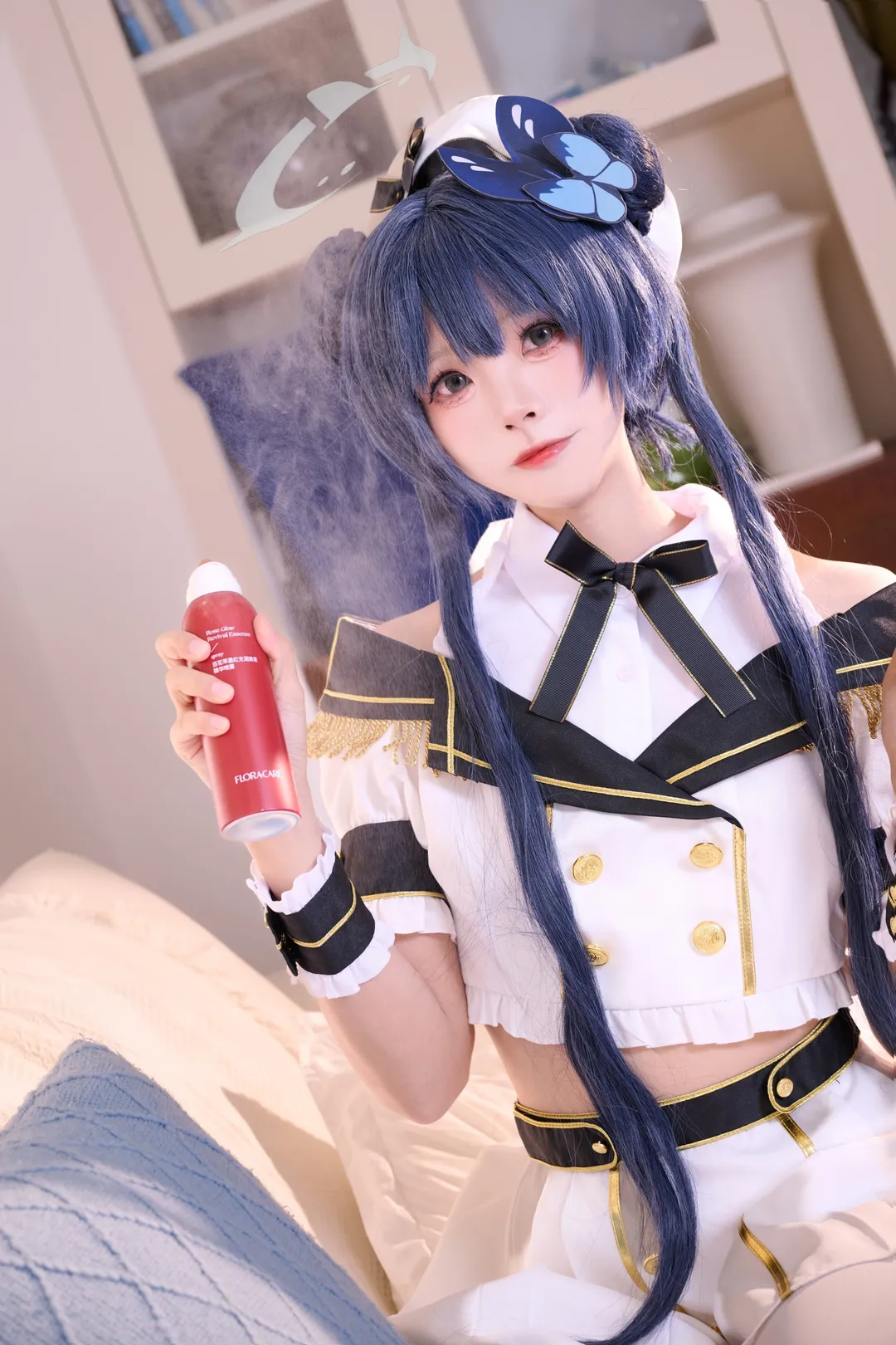 Anime convention White stockings Fuzzy outfit and skin tone difference prevention tips - Image 4